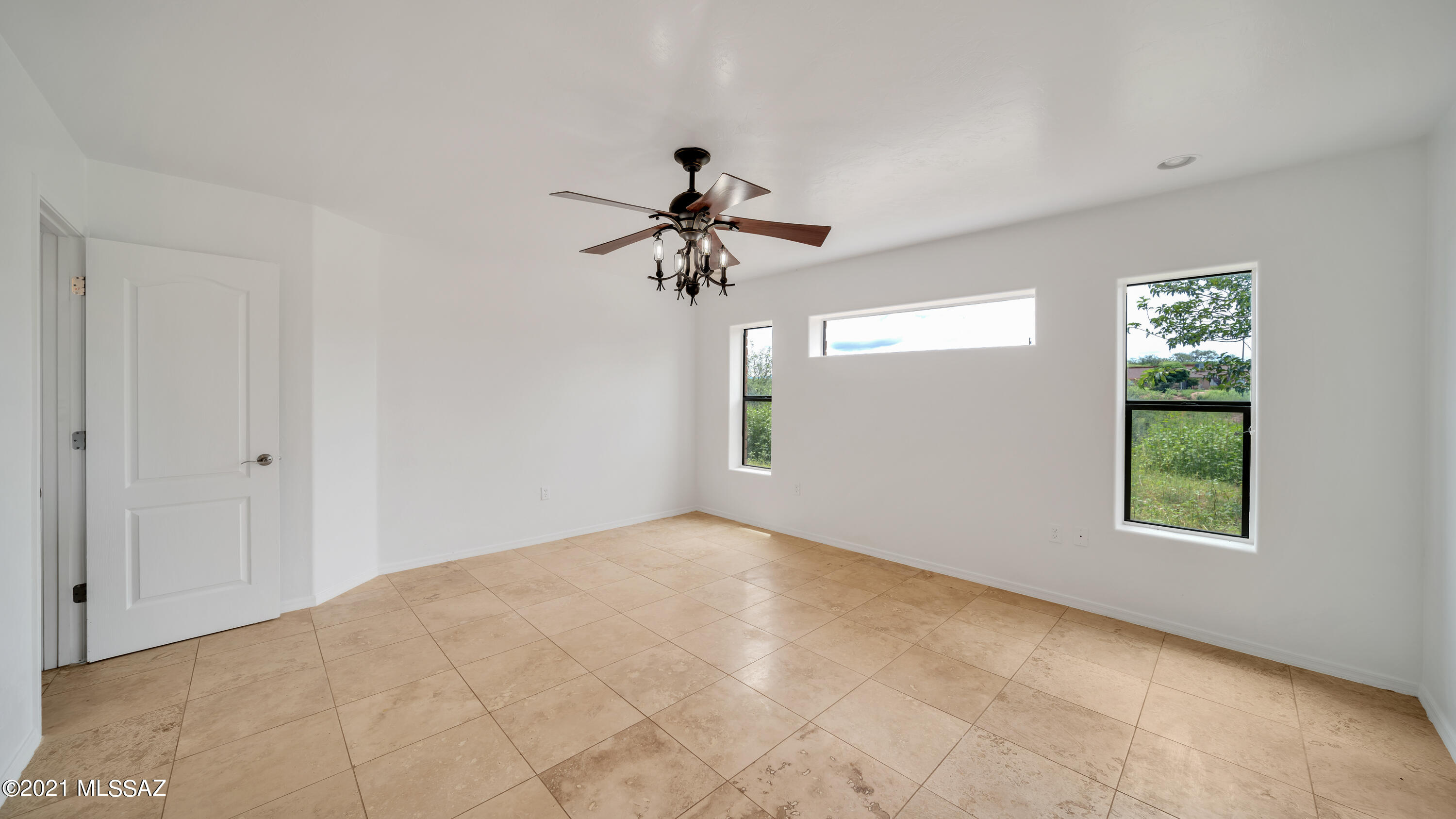 248 Cuarzo Court