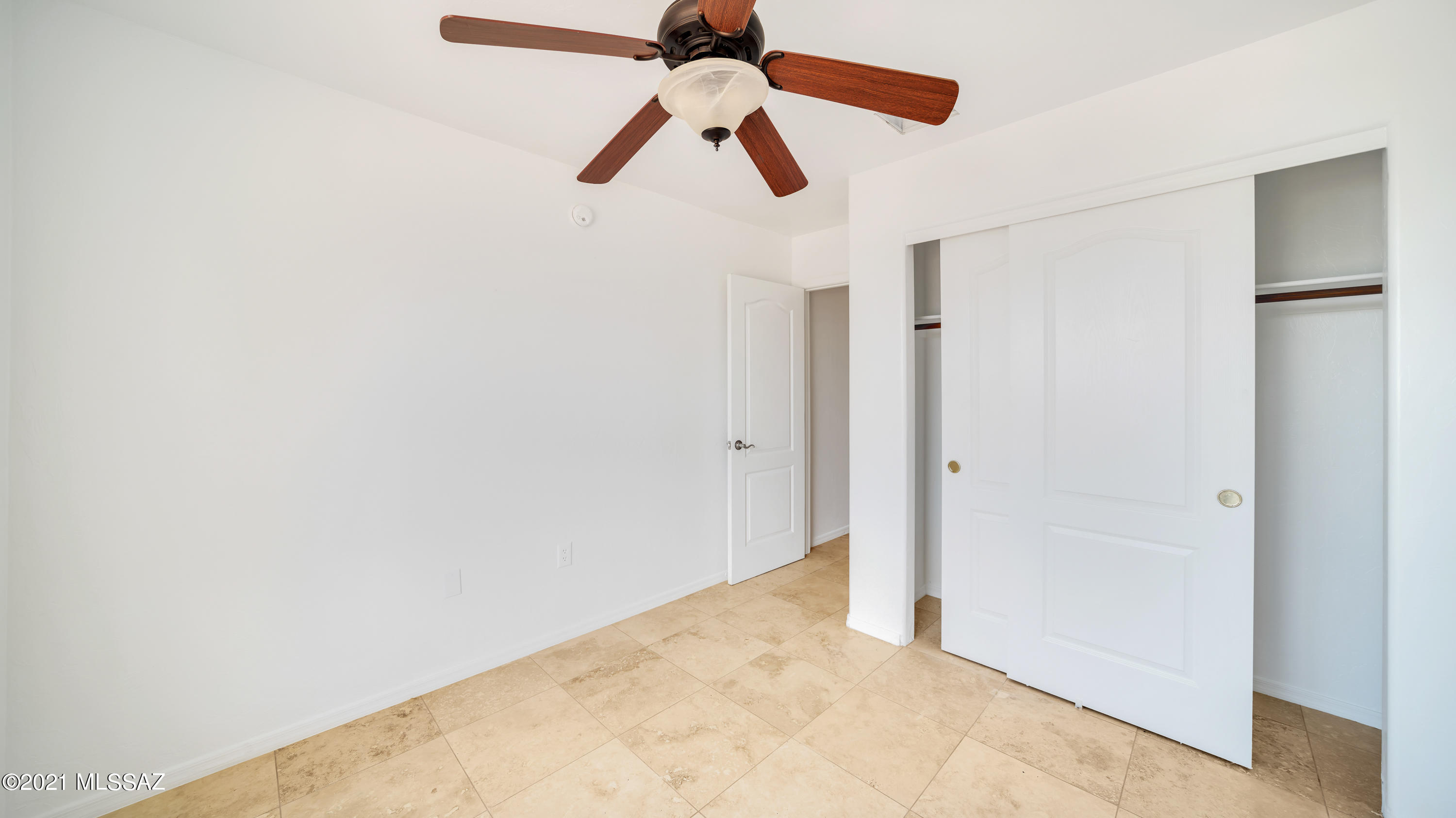 248 Cuarzo Court