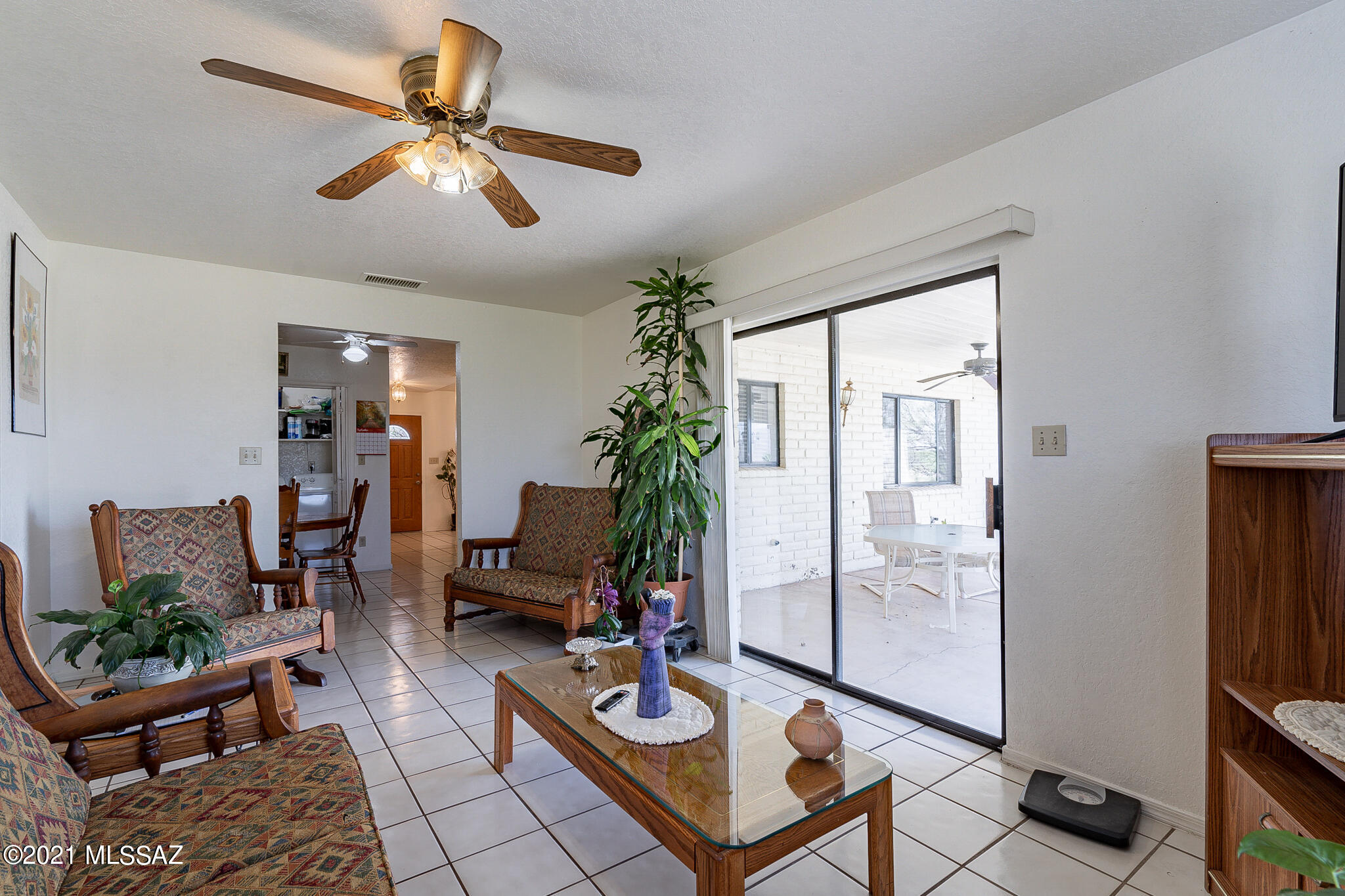 245 Cuarzo Court