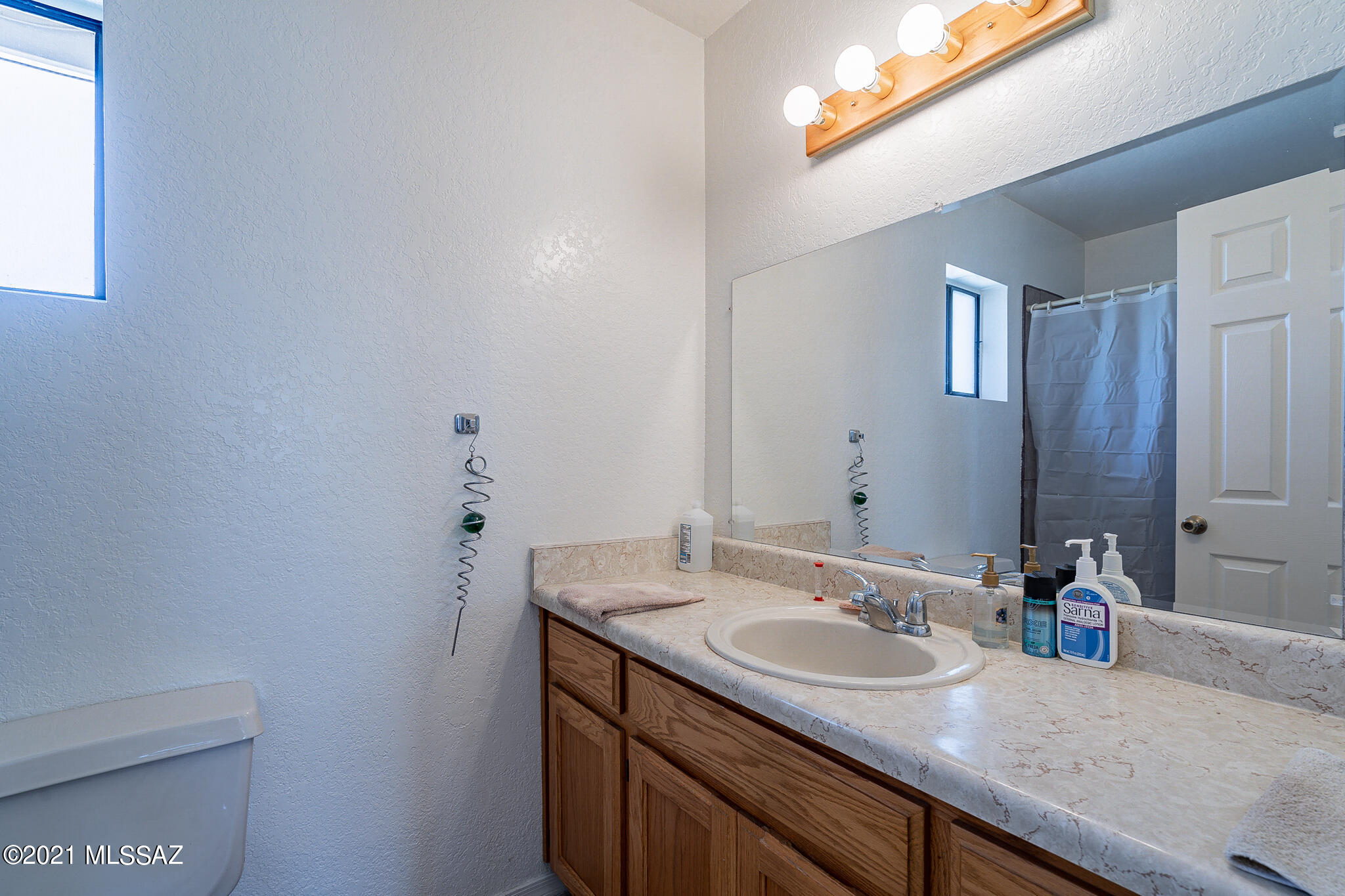 245 Cuarzo Court