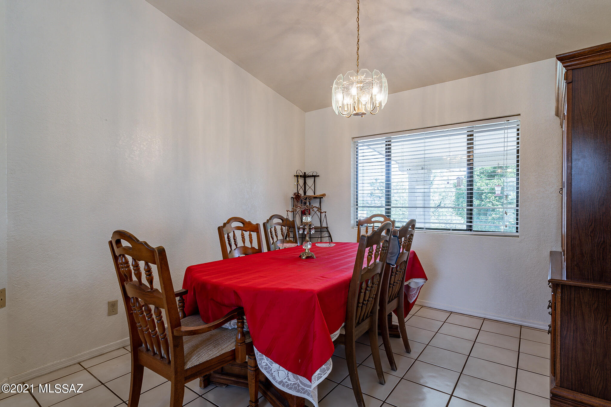 245 Cuarzo Court