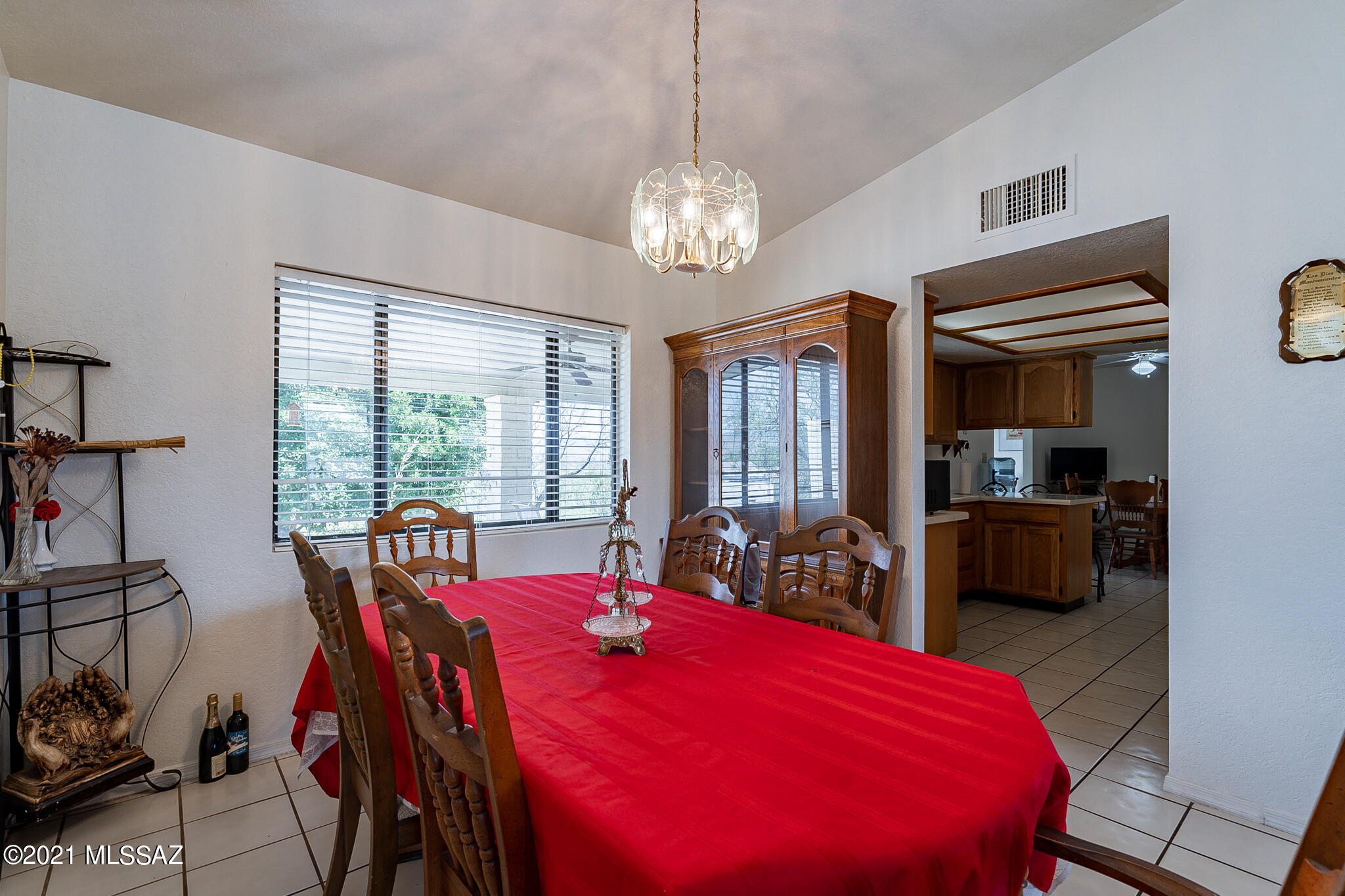 245 Cuarzo Court