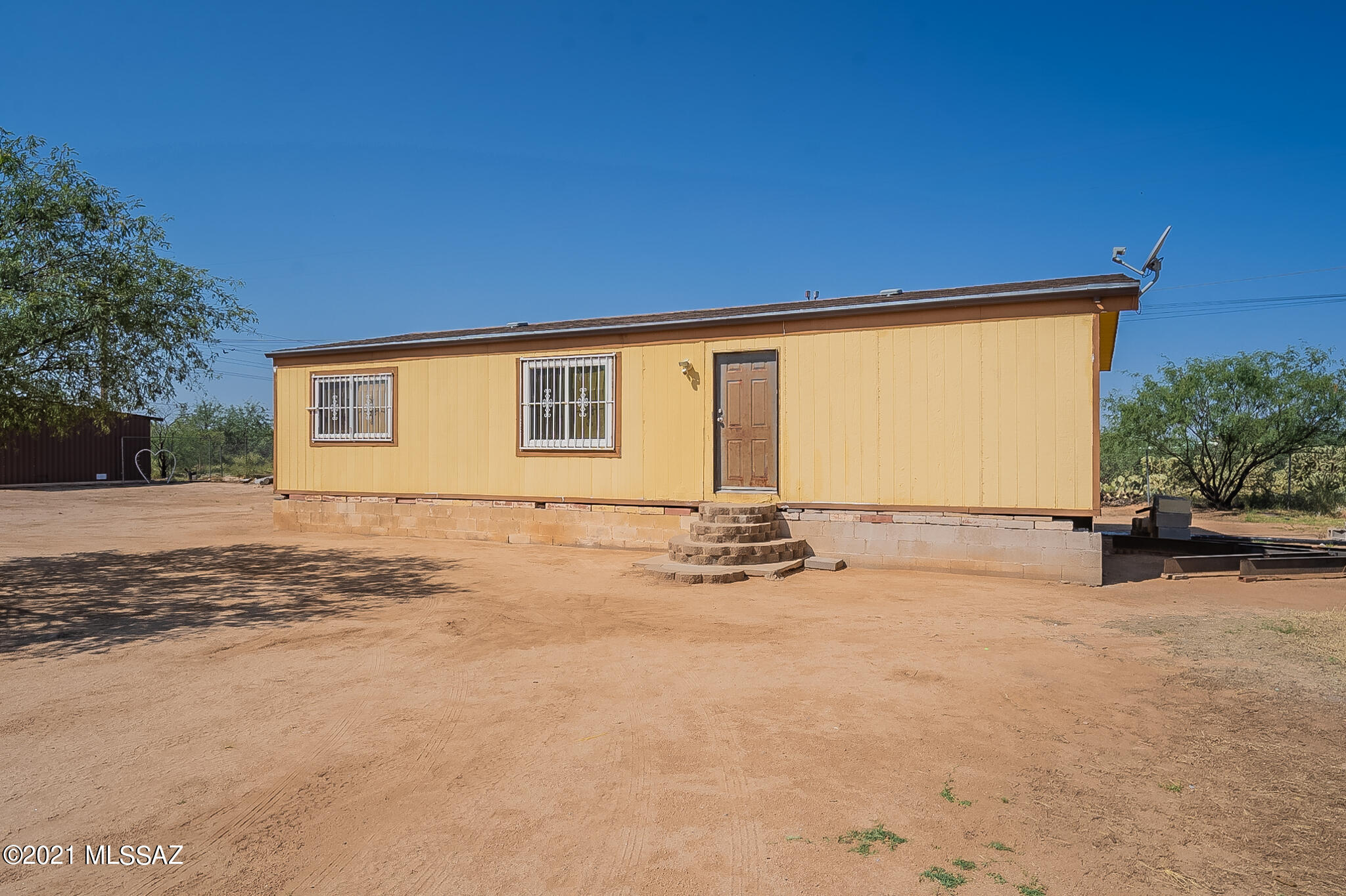 5251 W Elvado