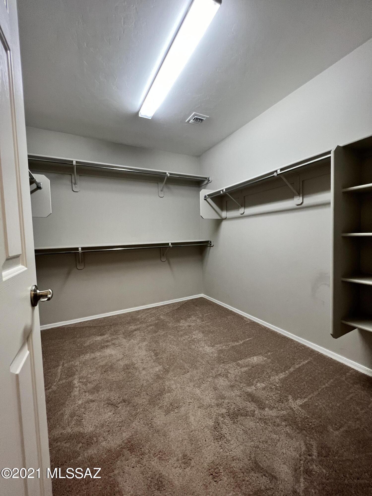 4300 W Bushmaster Peak Drive