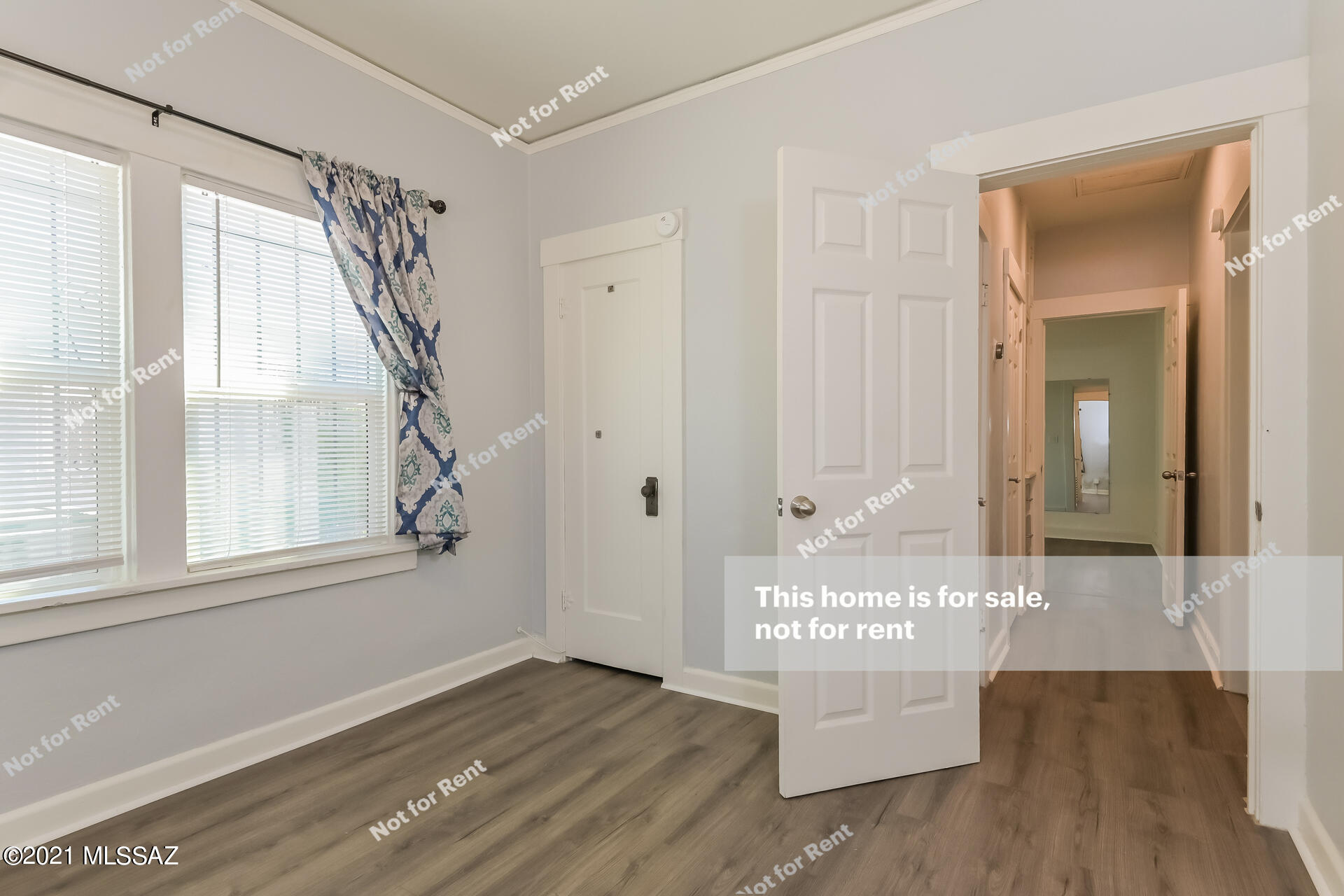 1332 E 9Th Street