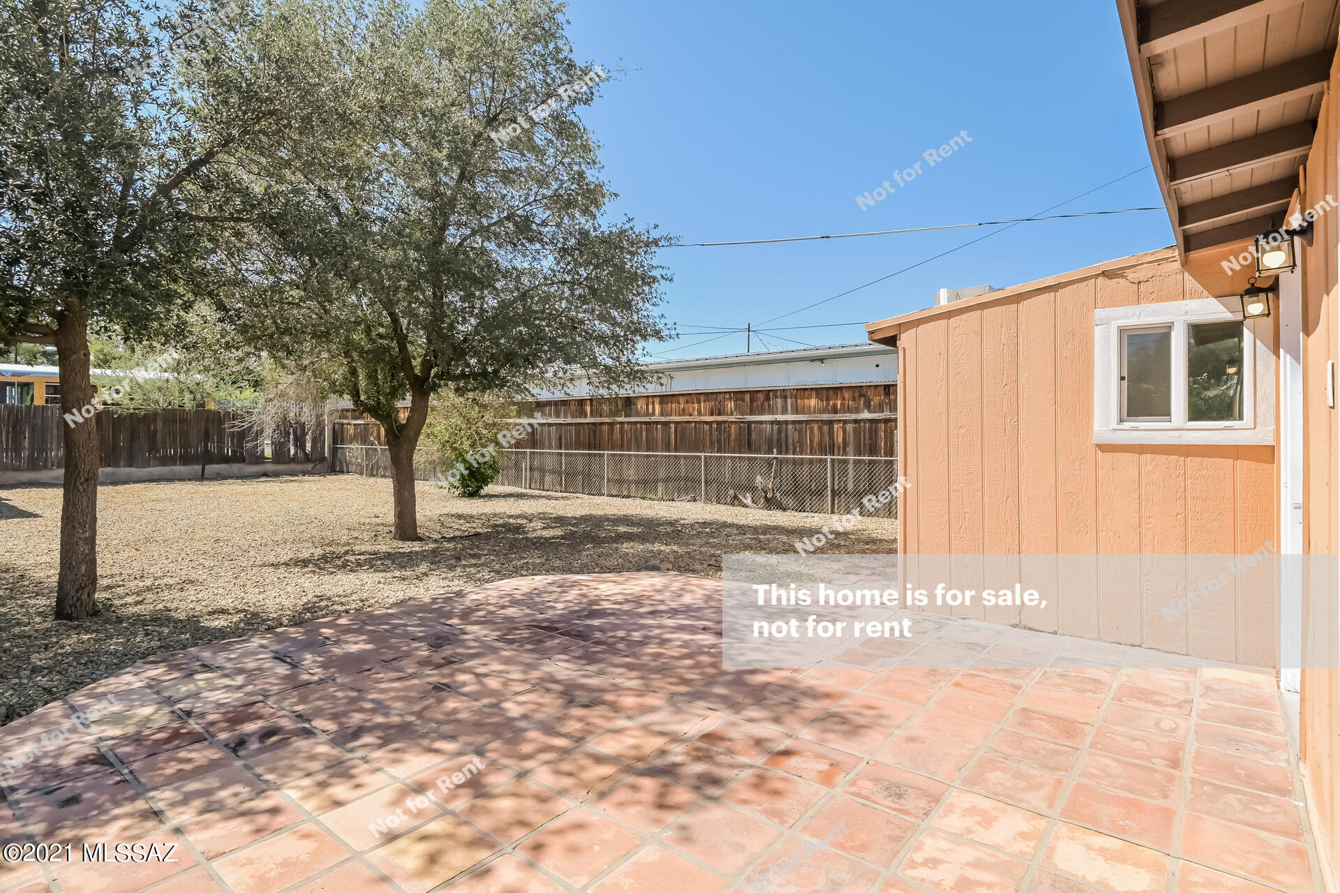 1332 E 9Th Street