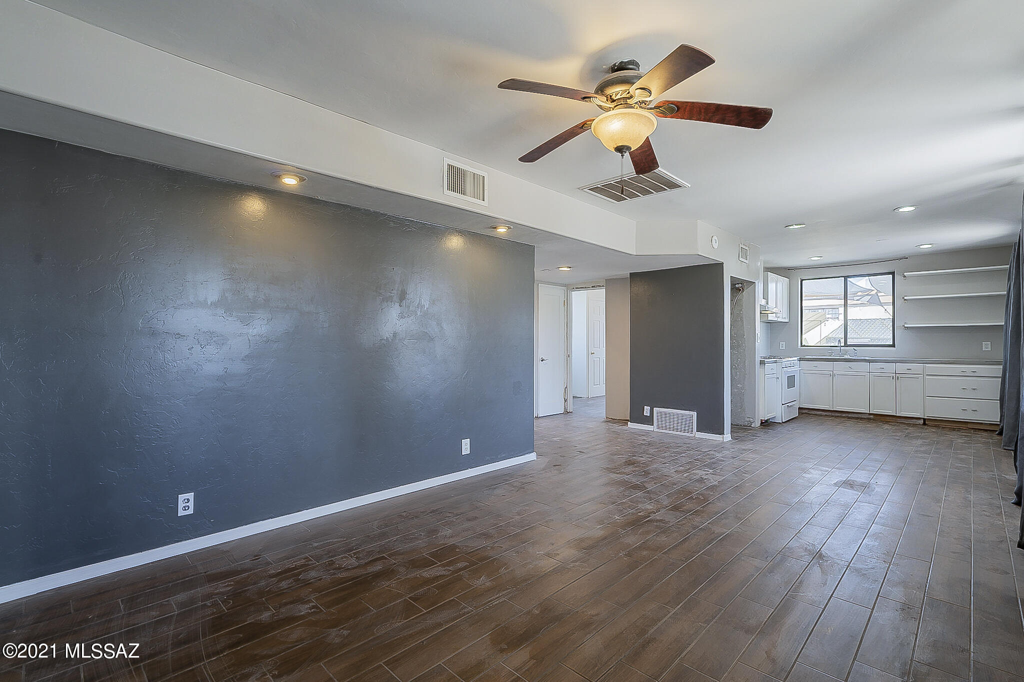 1622 W Circle A Drive