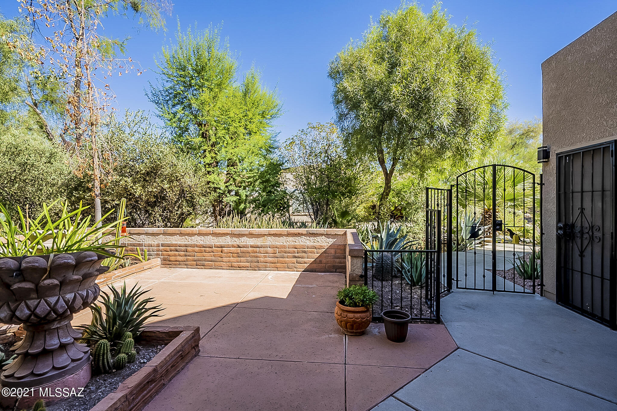 162 N Caviar Place