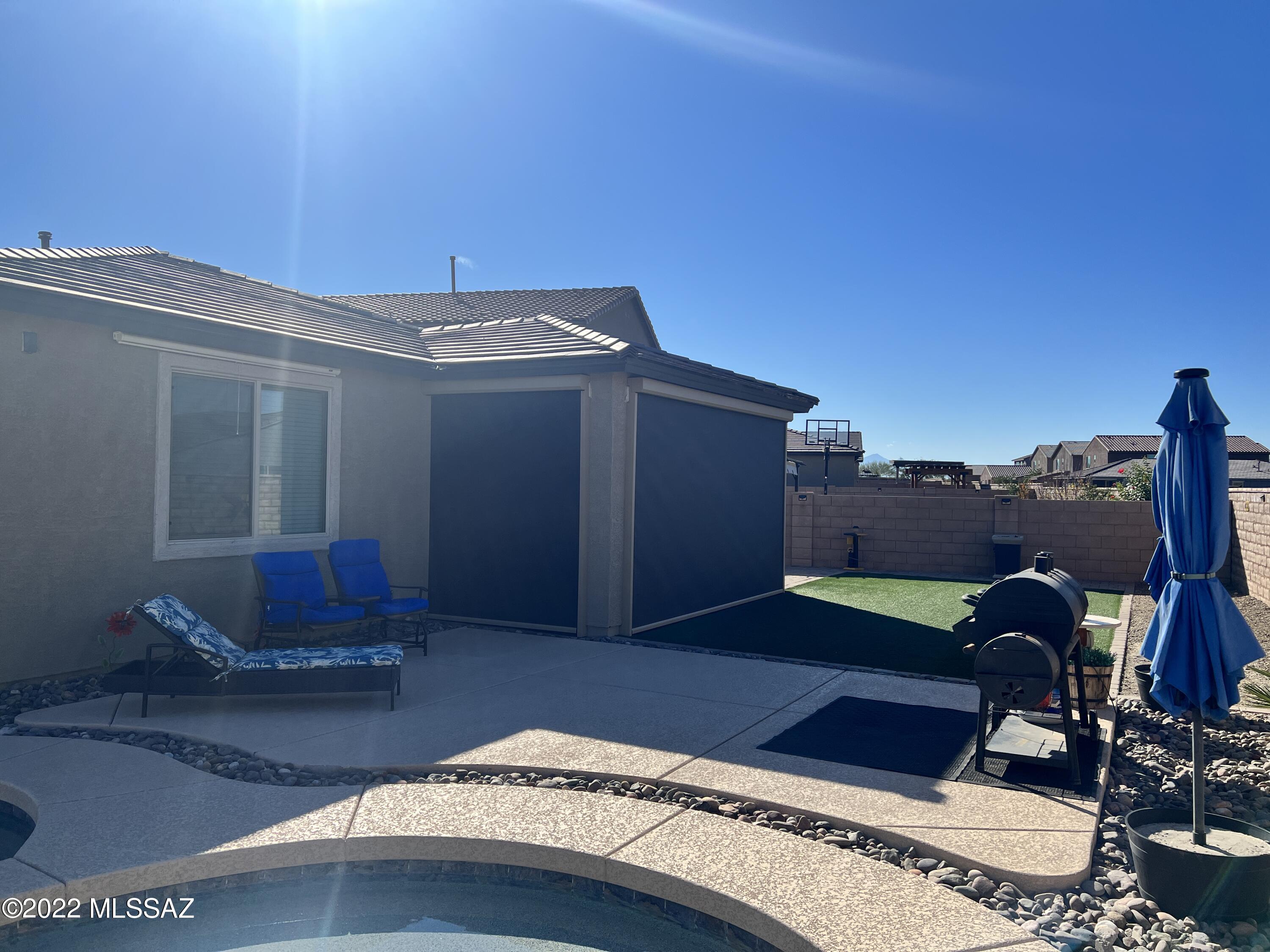 6440 E Via Jardin Verde