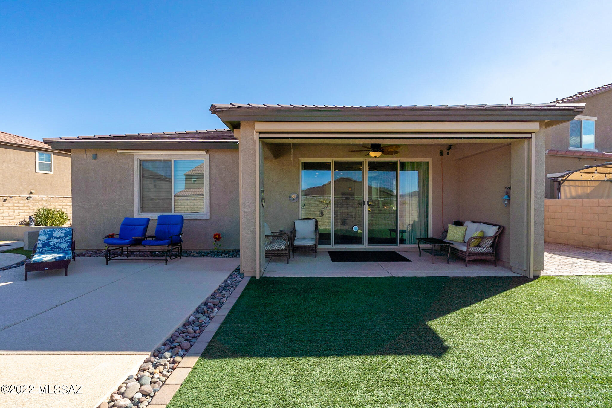 6440 E Via Jardin Verde