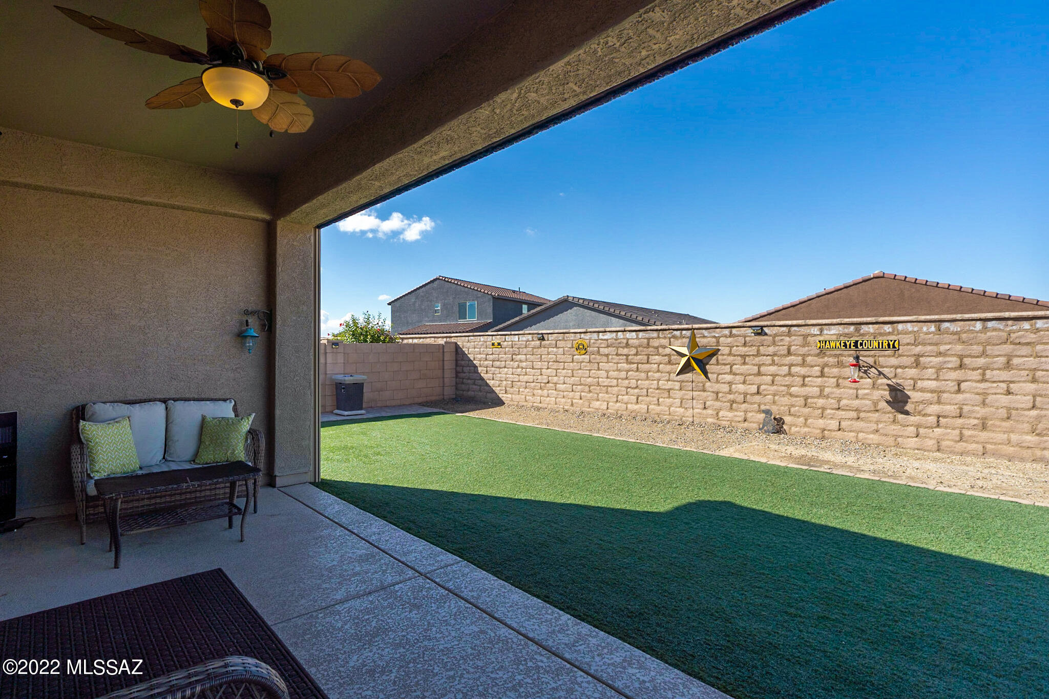6440 E Via Jardin Verde
