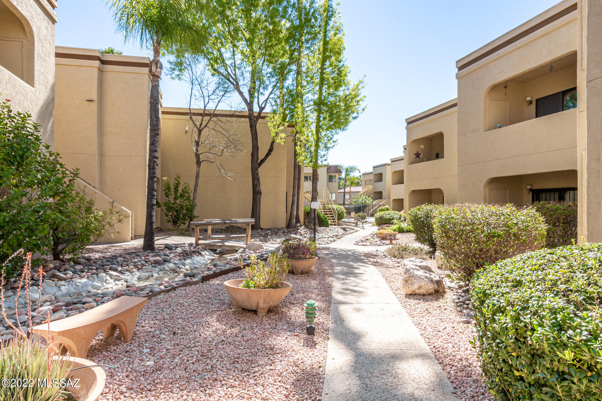 5500 N Valley View Road Unit: 216