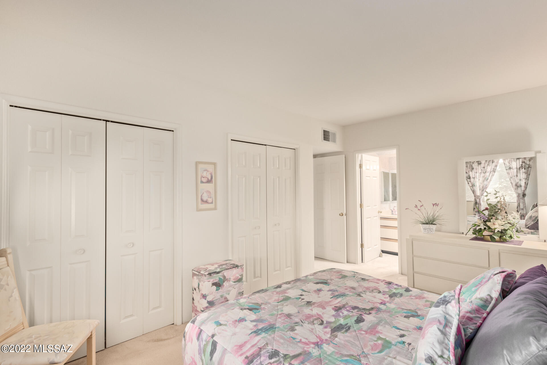 5500 N Valley View Road Unit: 216