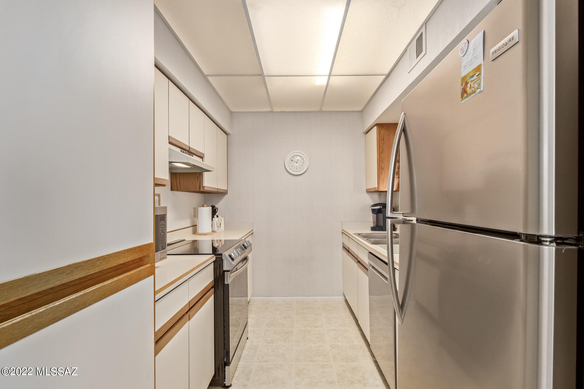 5500 N Valley View Road Unit: 216