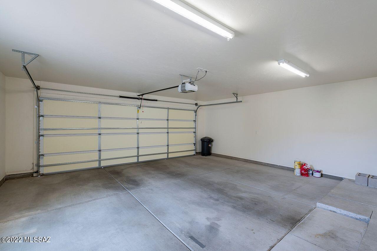 2243 N Avenida Del Petalo