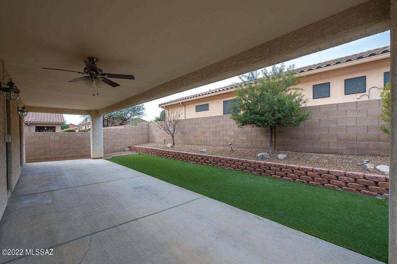 2243 N Avenida Del Petalo