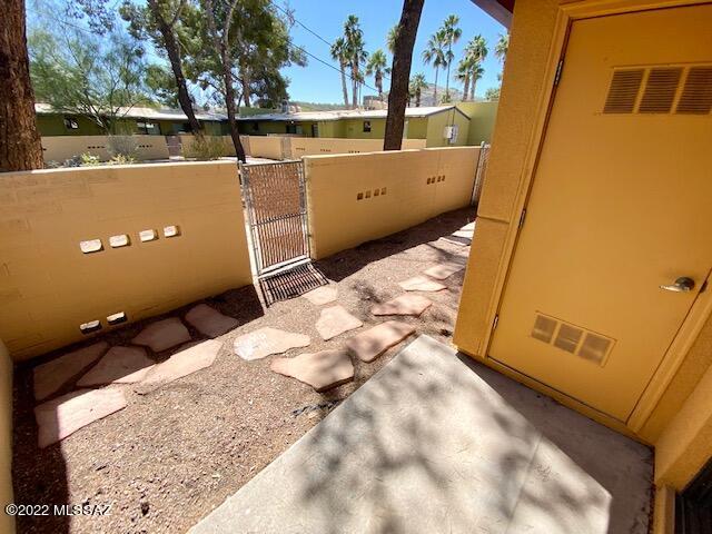 350 N Silverbell Road Unit: 140