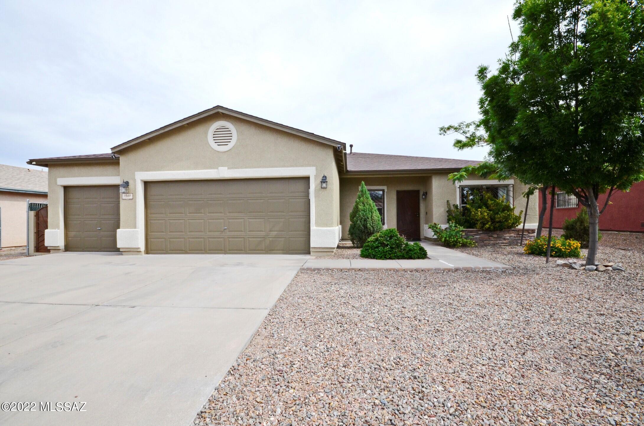 1569 W Deacon Drive