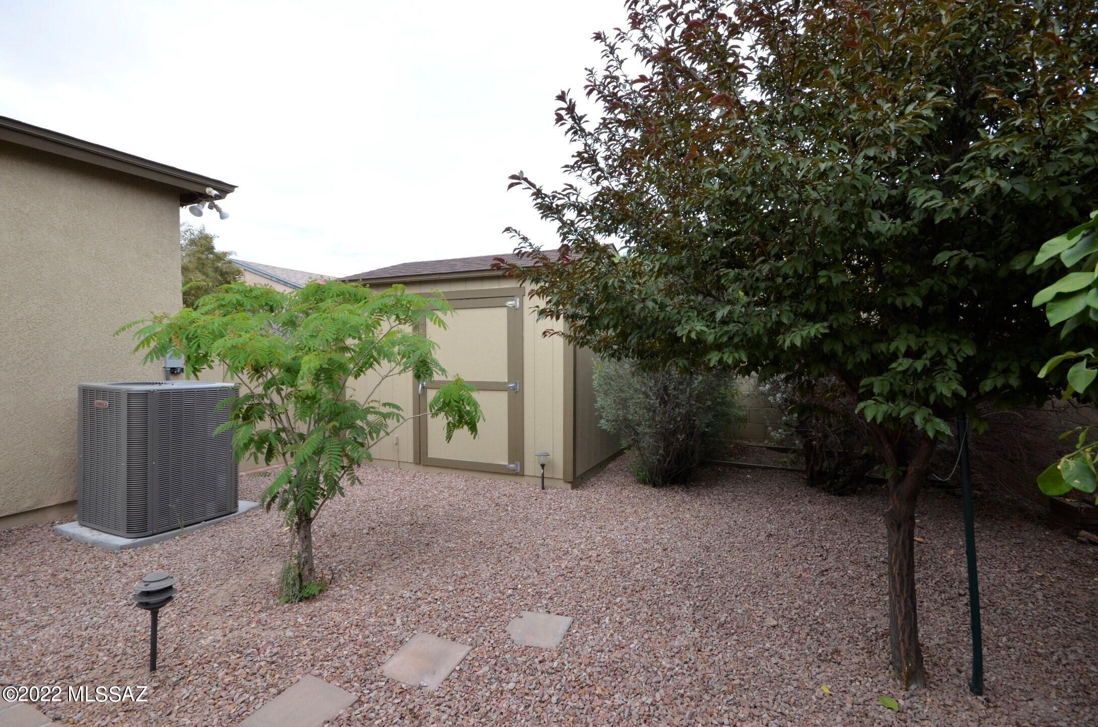 1569 W Deacon Drive