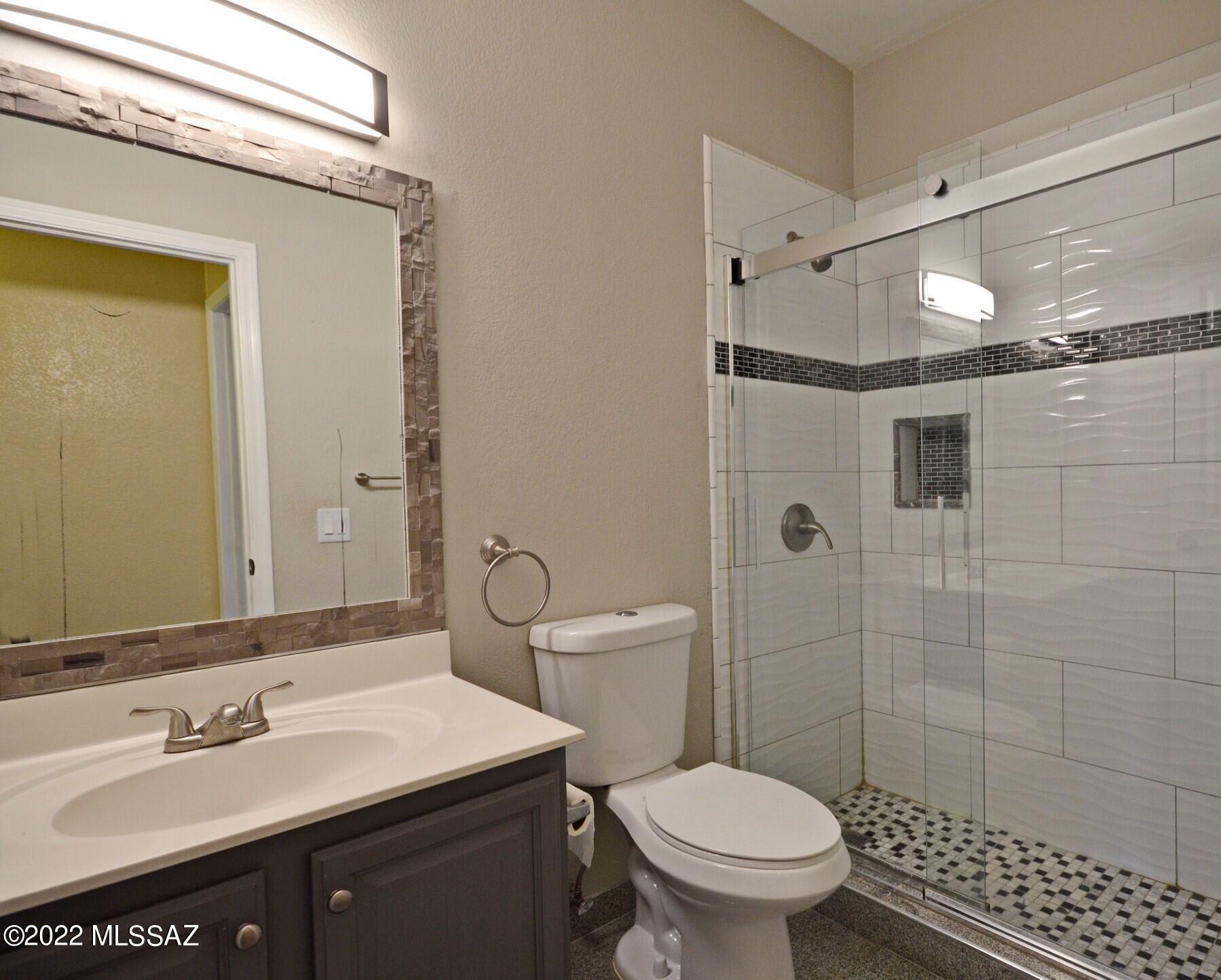 1569 W Deacon Drive