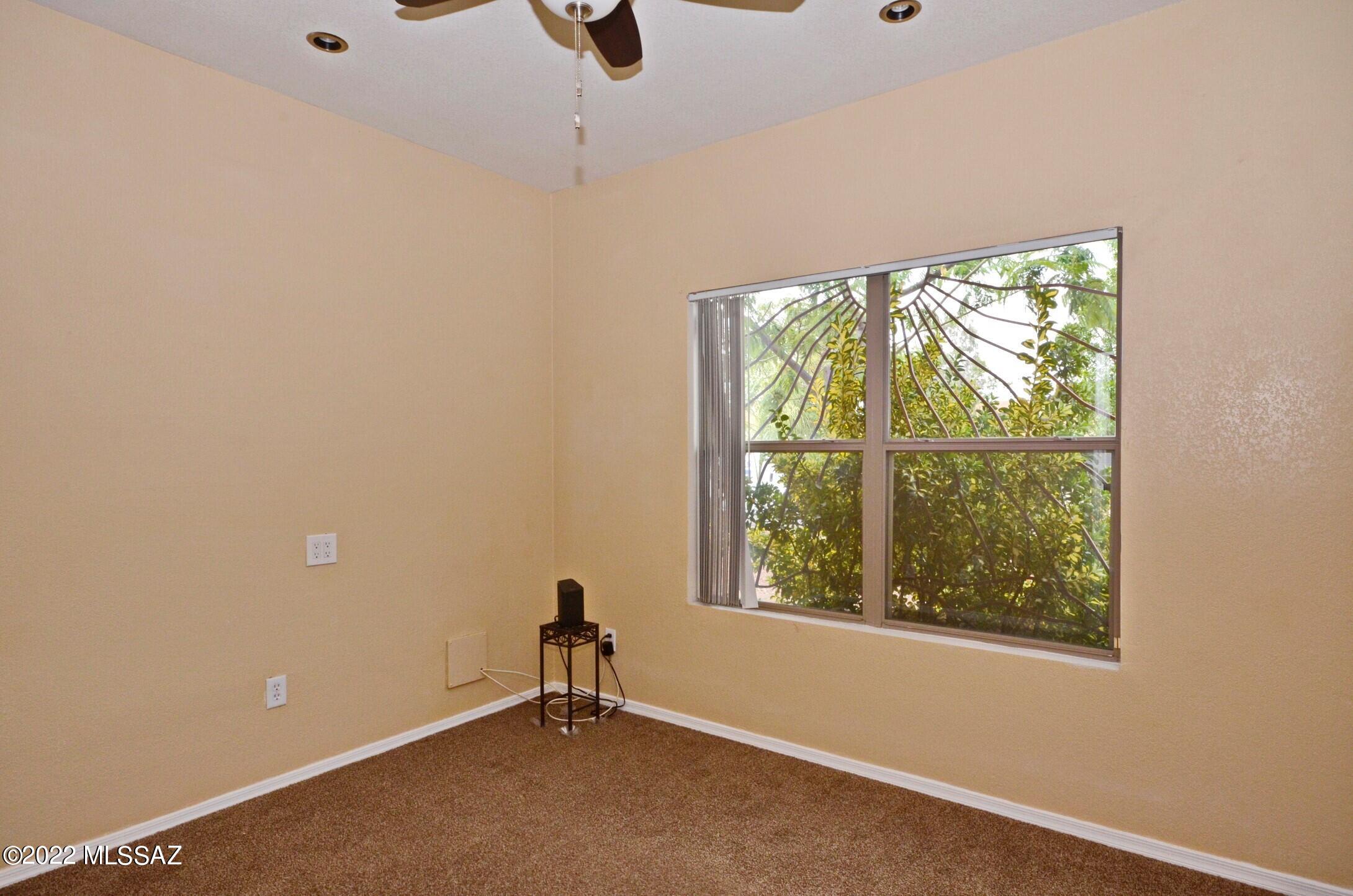 1569 W Deacon Drive