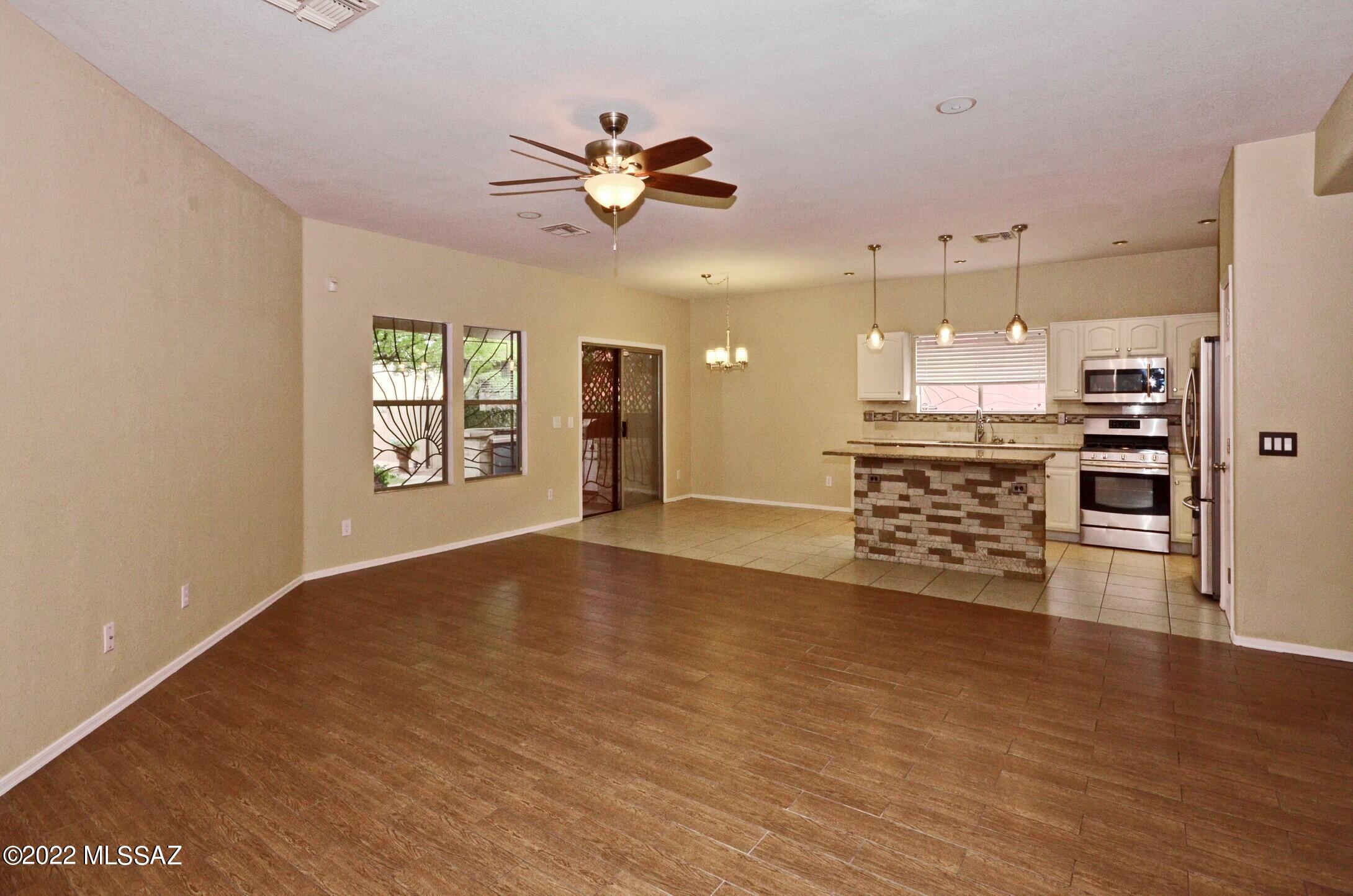 1569 W Deacon Drive