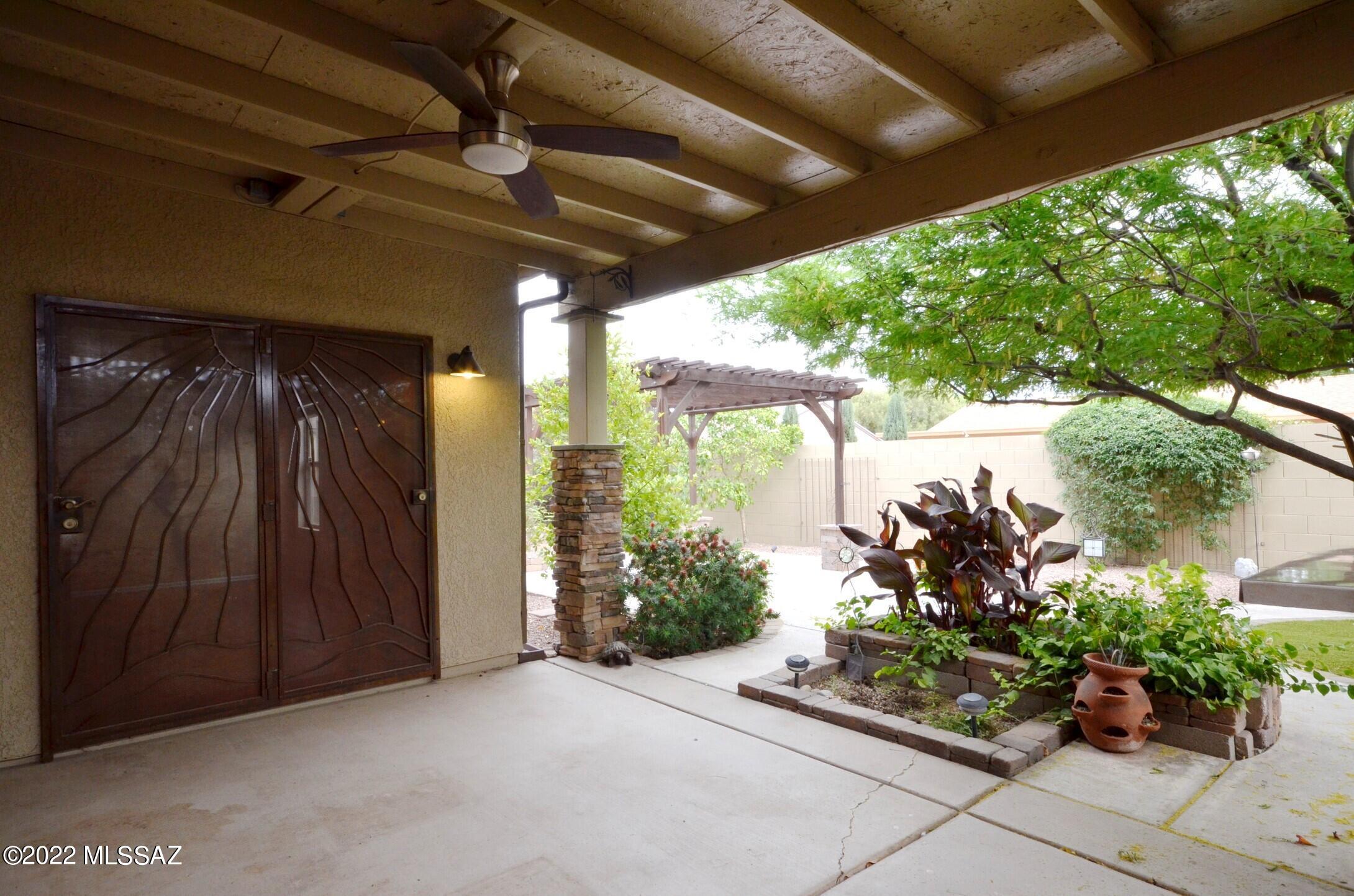 1569 W Deacon Drive