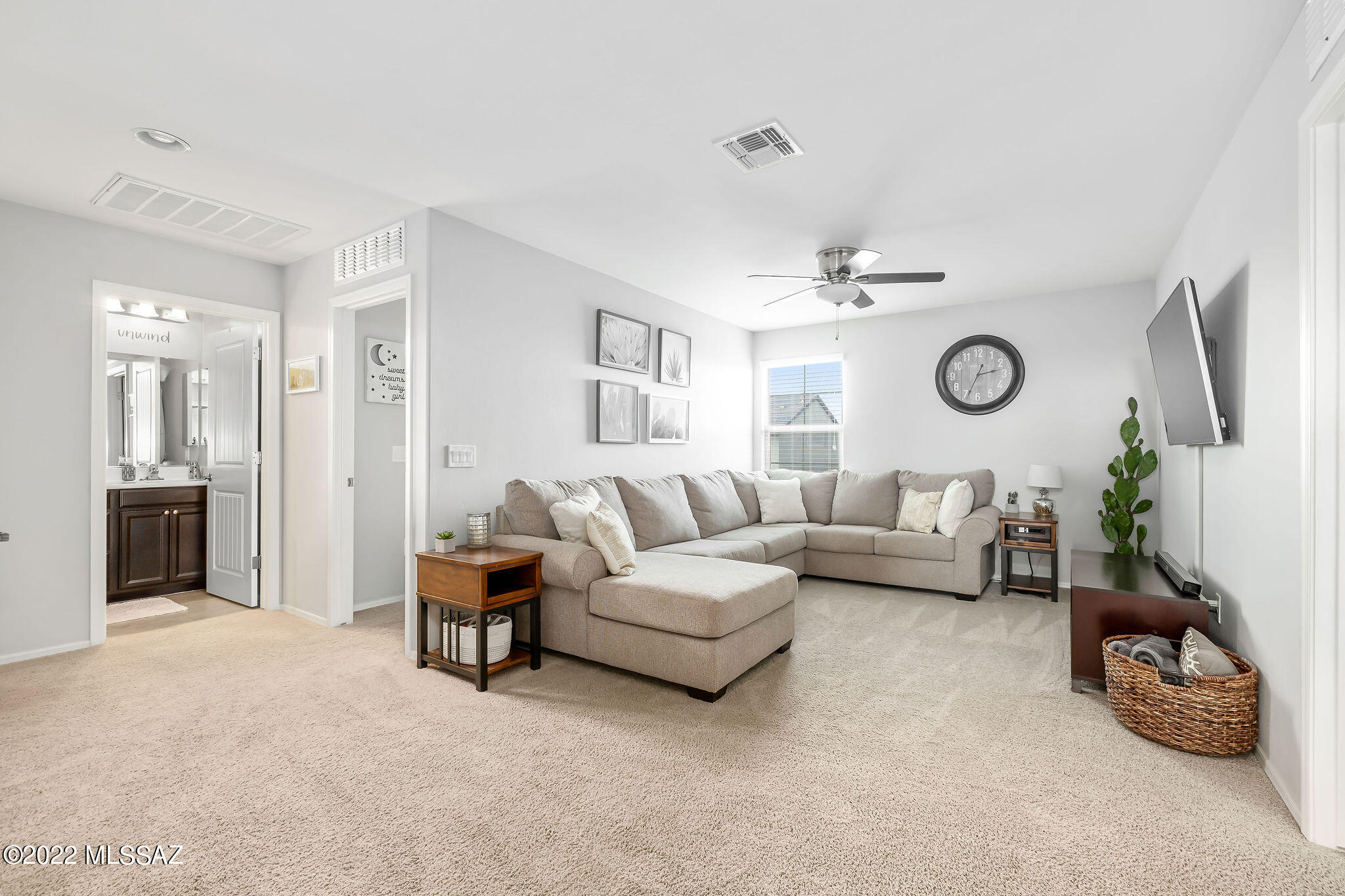 6580 E Via Jardin Verde