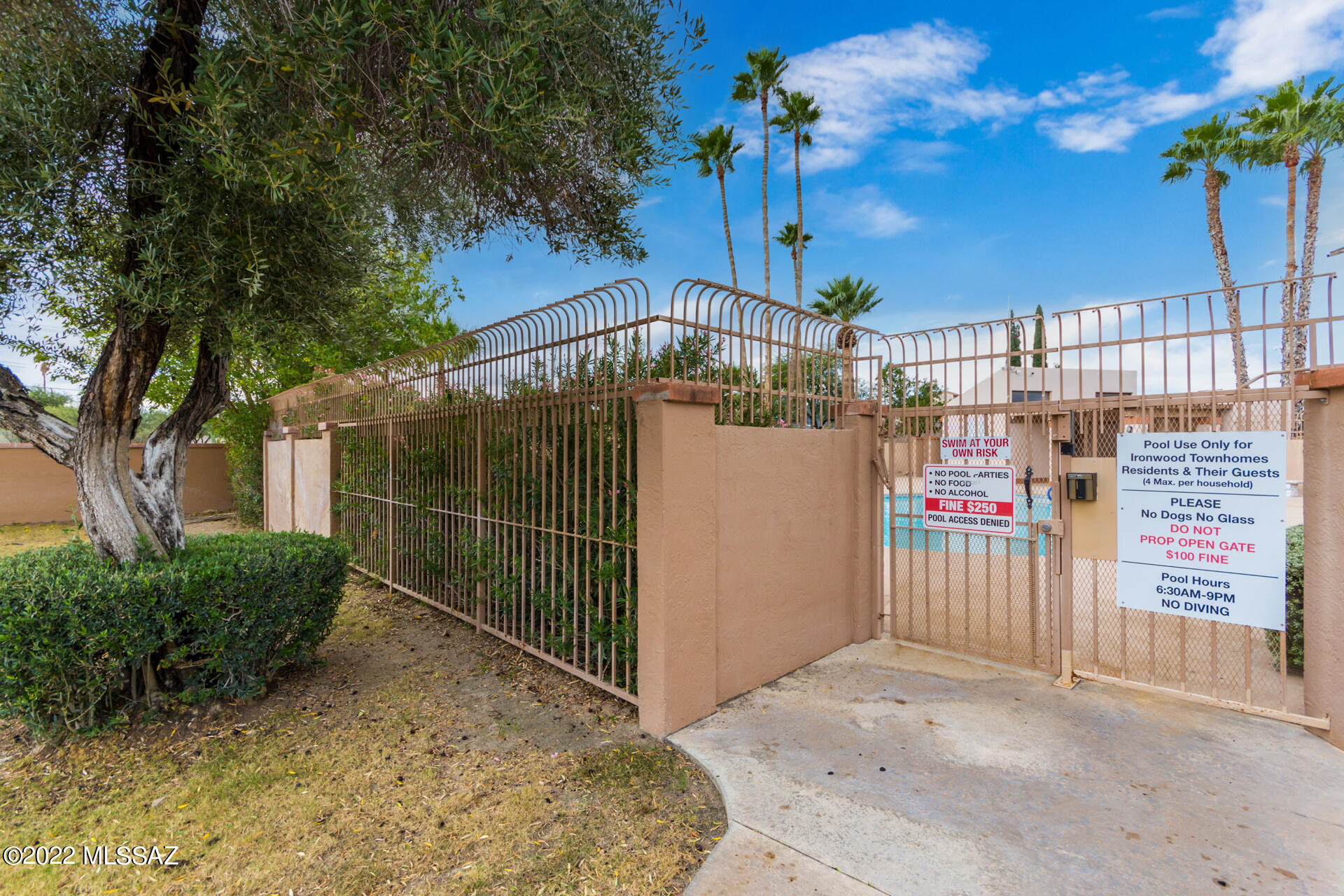 2460 N Ironwood Ridge Drive