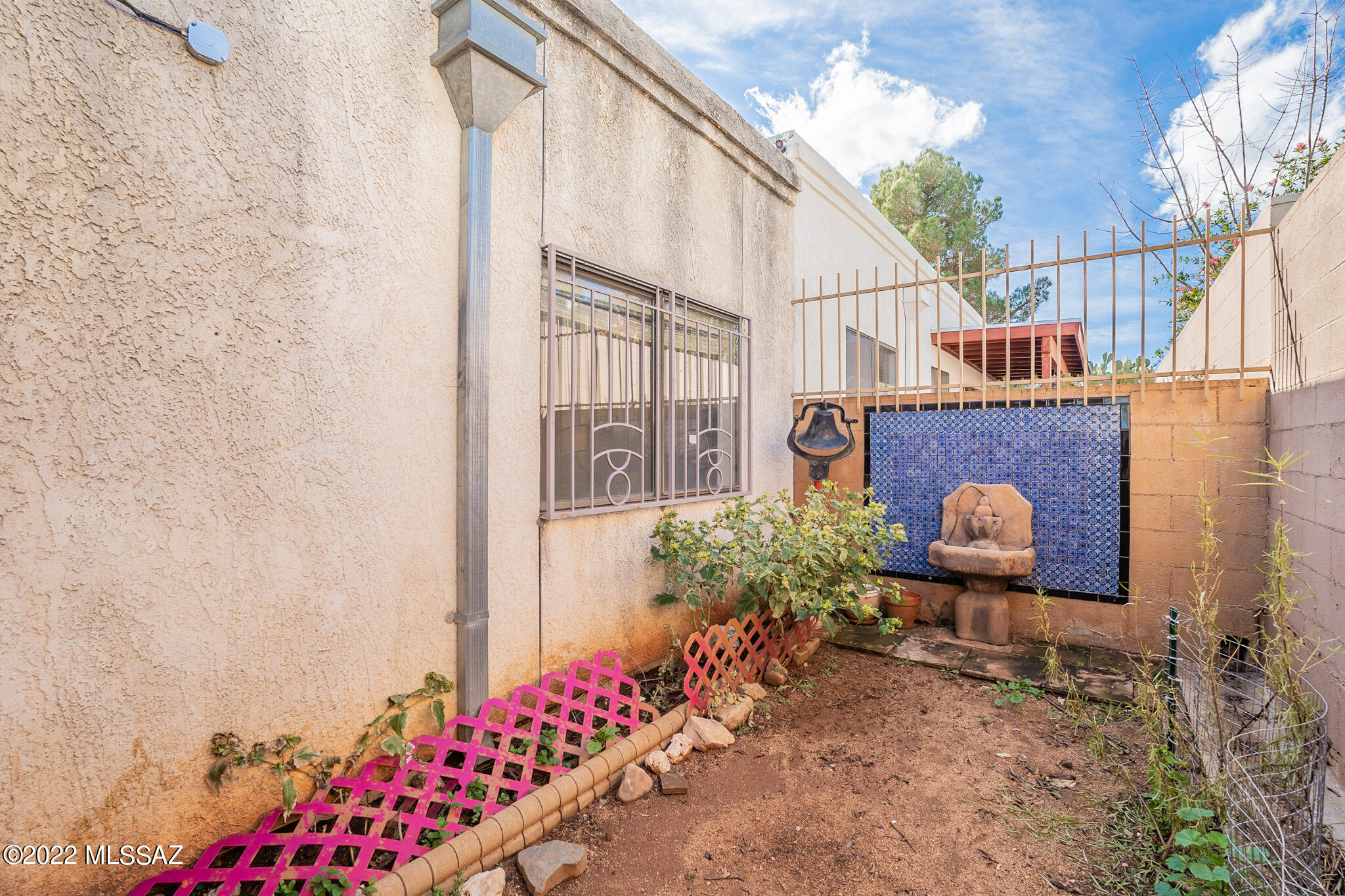 4511 Buena Loma Way