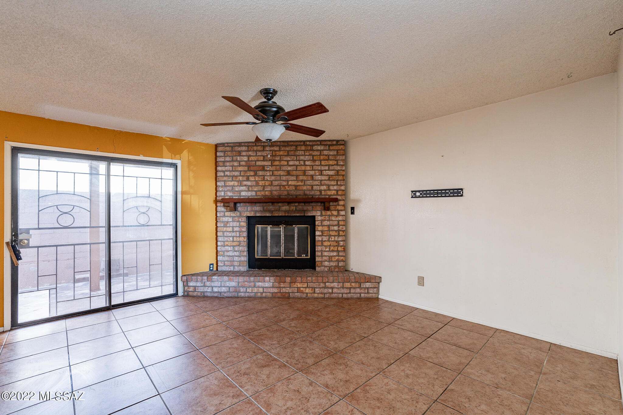 4511 Buena Loma Way