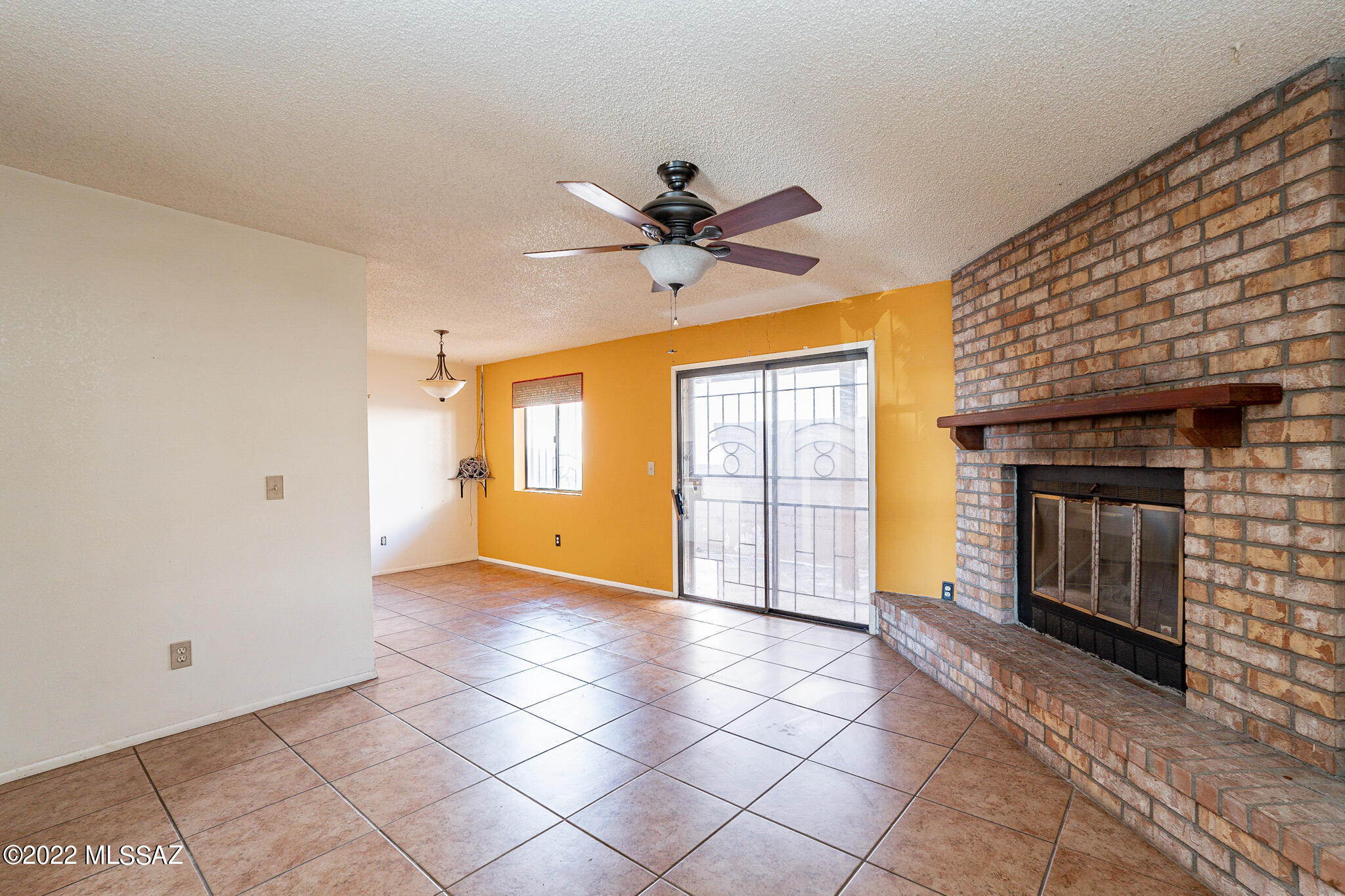 4511 Buena Loma Way
