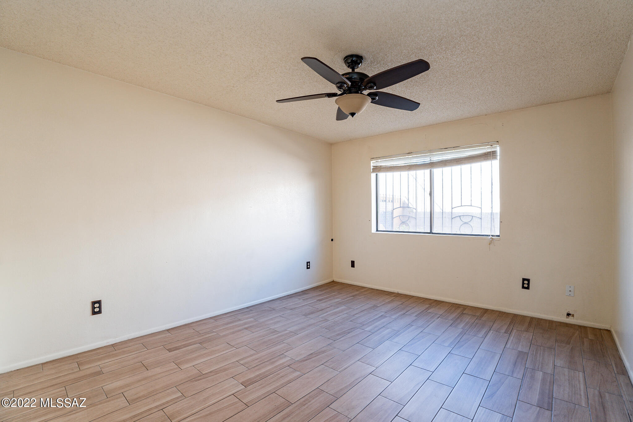 4511 Buena Loma Way