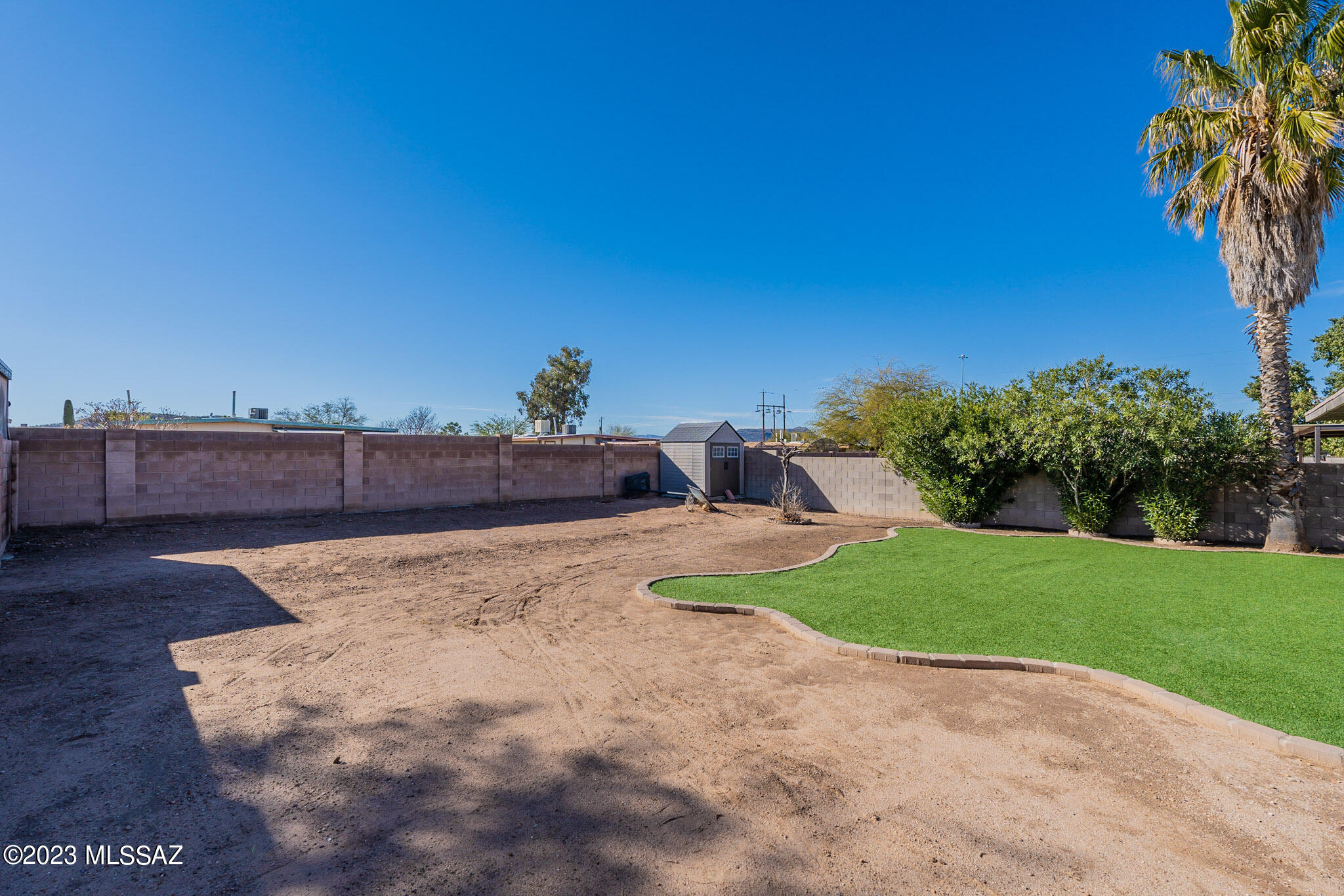 951 W Elvira Road