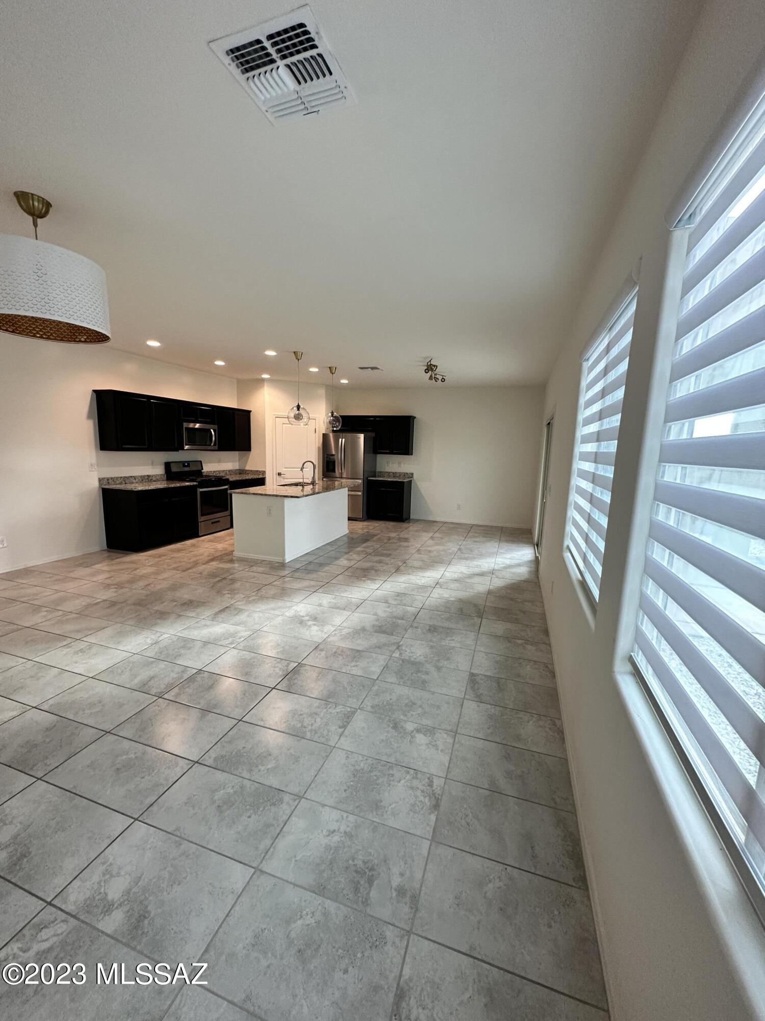 7544 S Circulo Rio Blanco