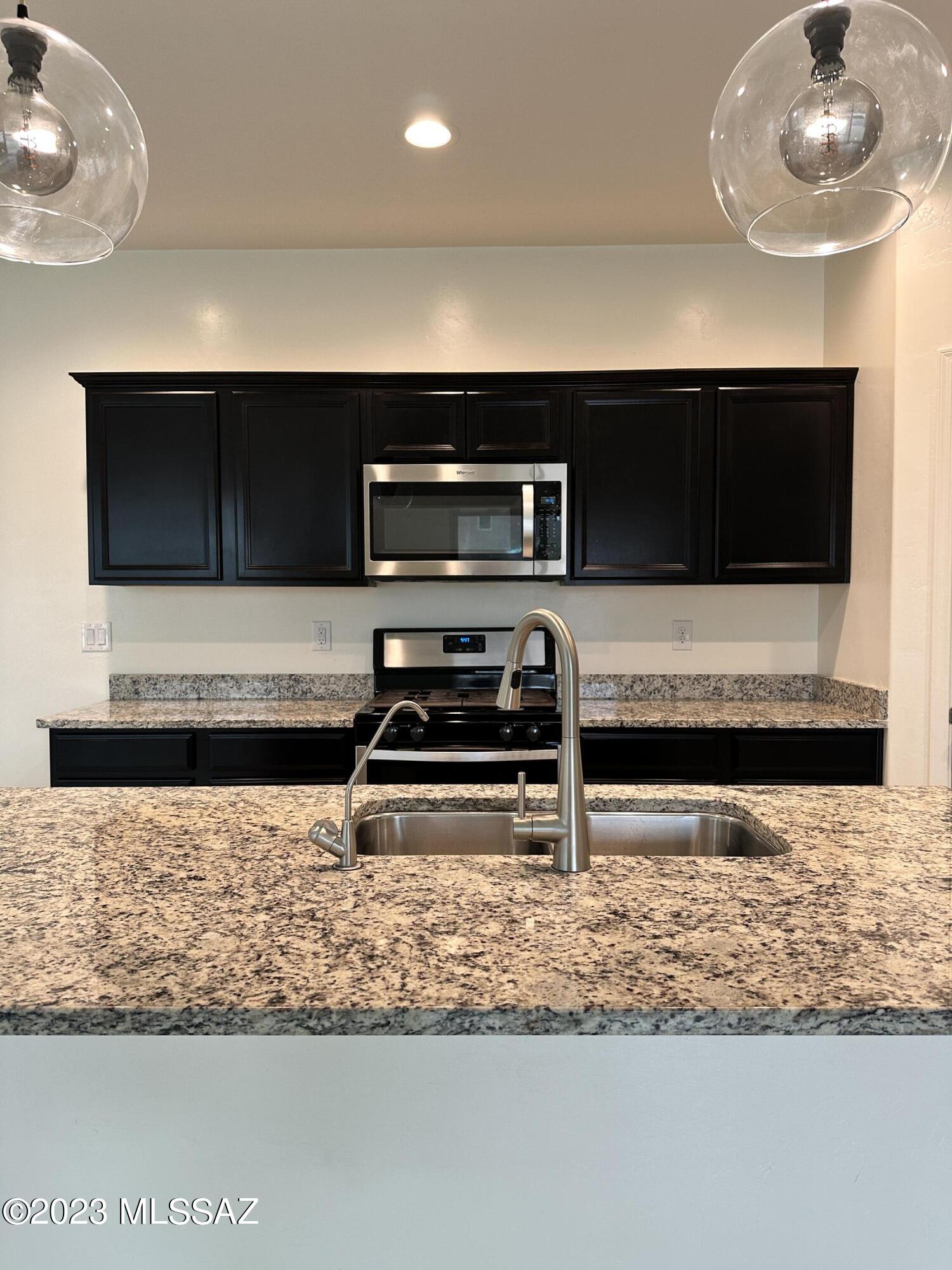 7544 S Circulo Rio Blanco