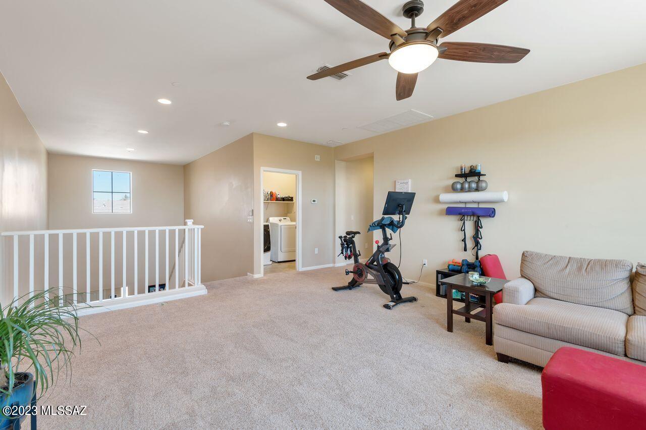 60947 E Eagle Ridge Drive