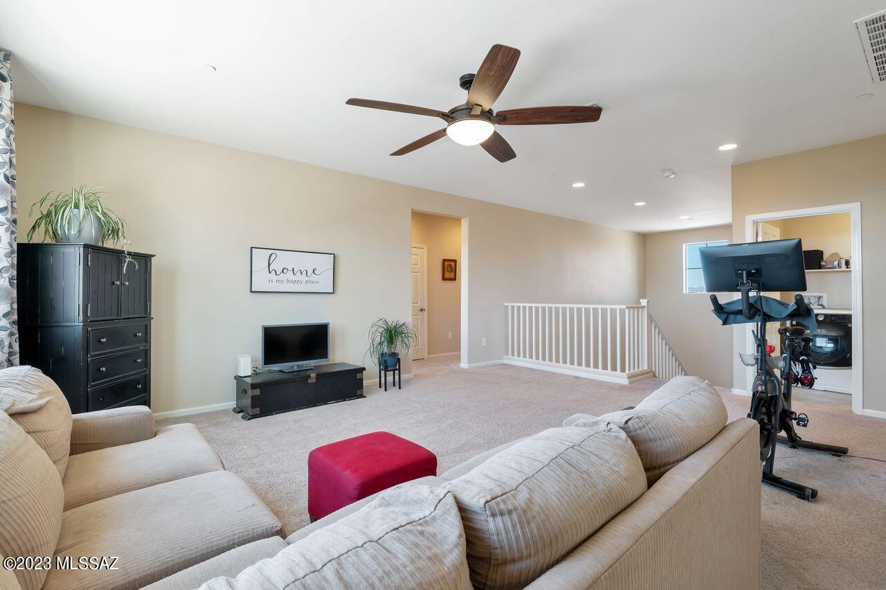 60947 E Eagle Ridge Drive