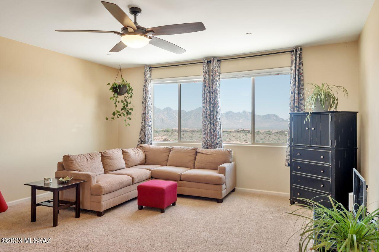 60947 E Eagle Ridge Drive