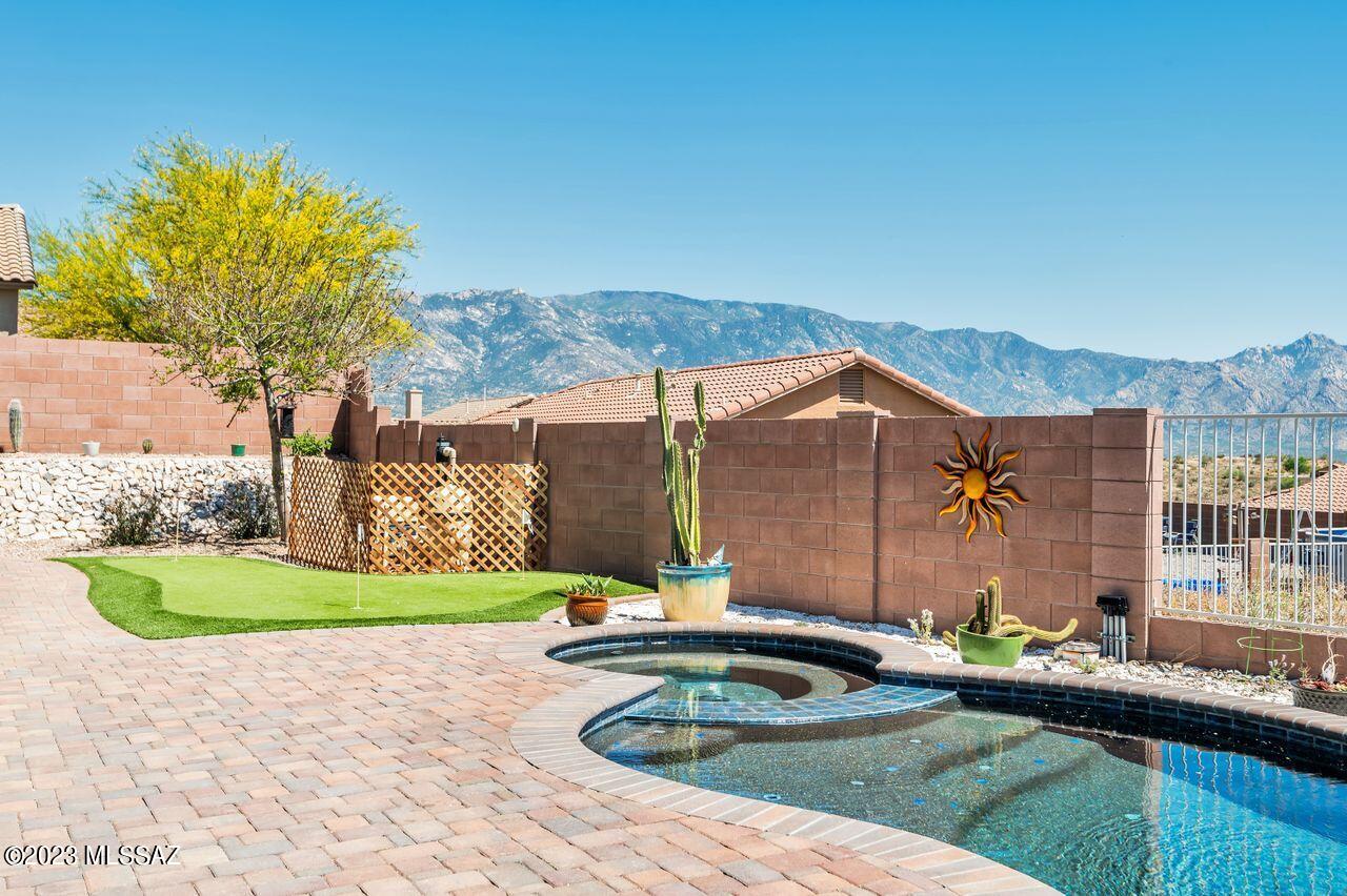60947 E Eagle Ridge Drive