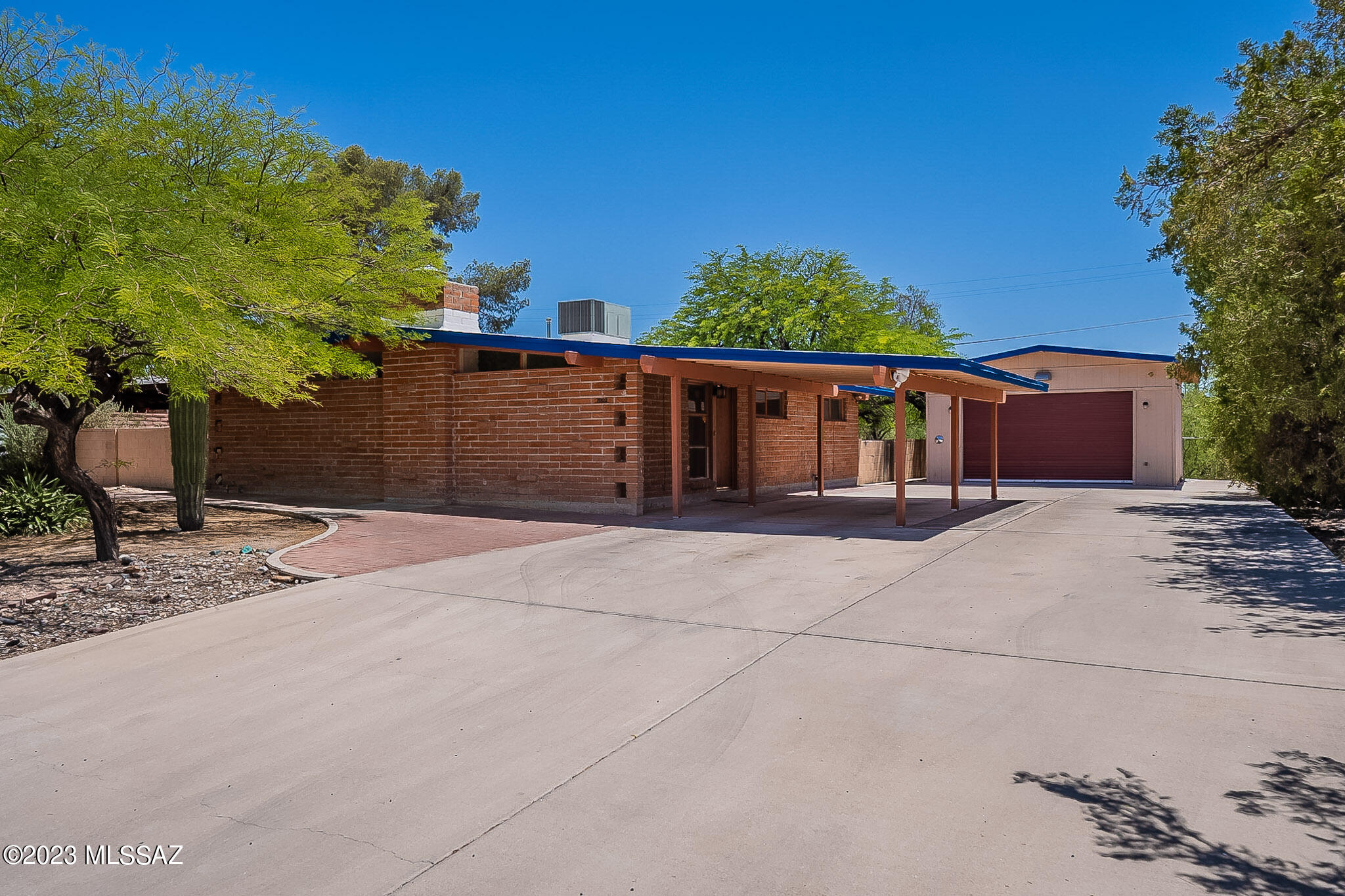 7002 E Kirkland Drive