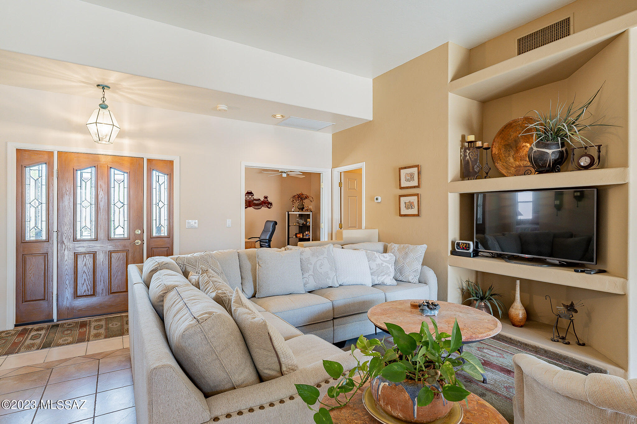 1367 W Dry Wash Place