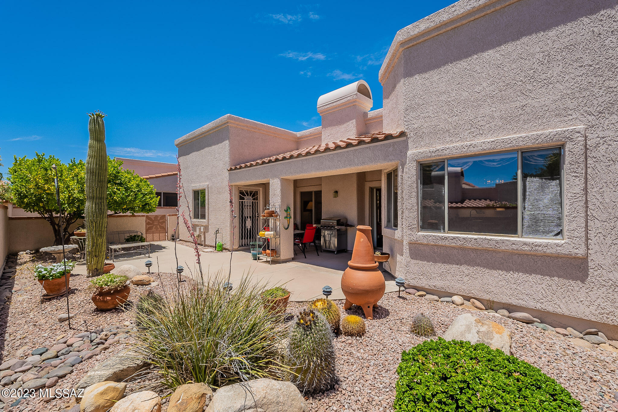 1367 W Dry Wash Place