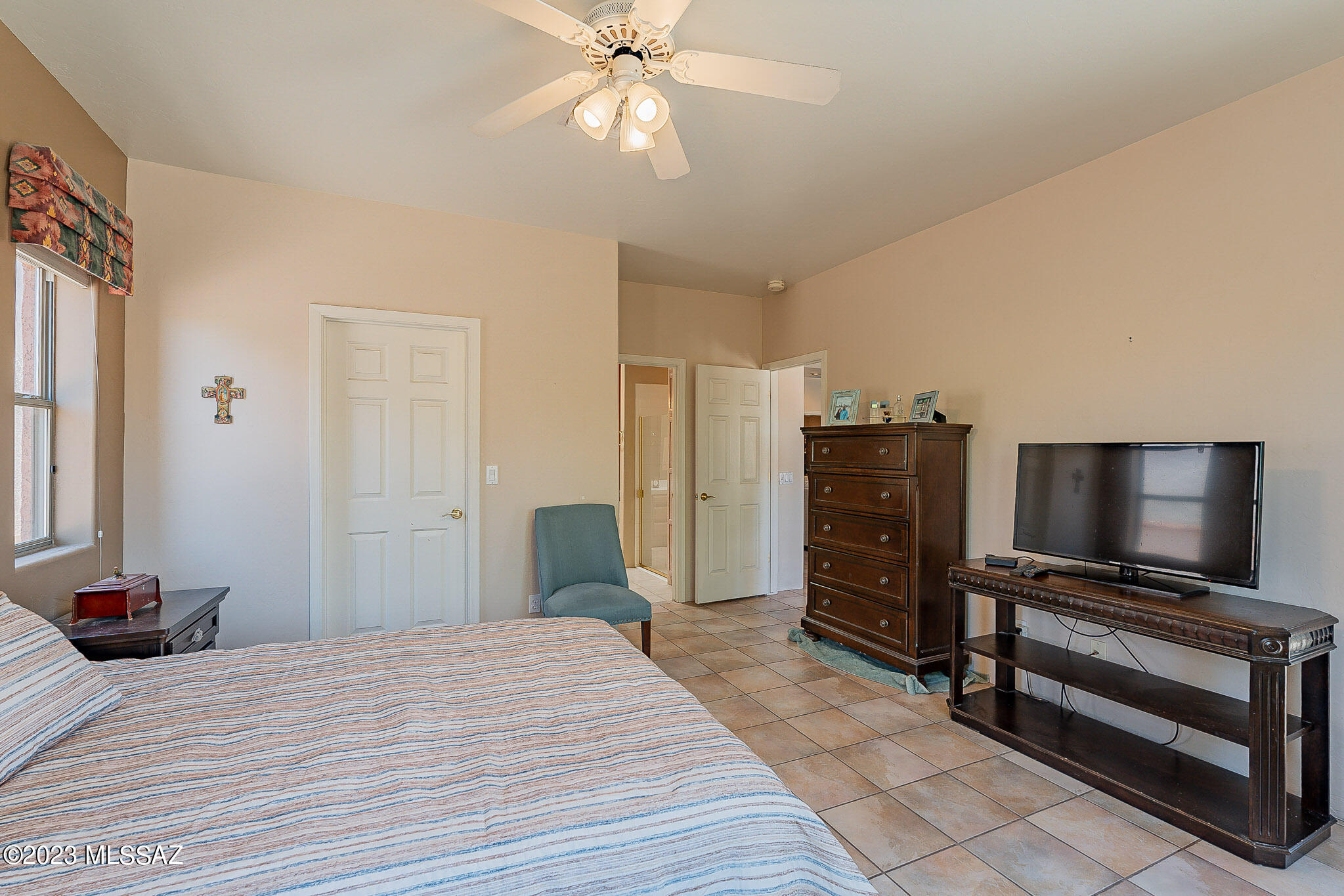 1367 W Dry Wash Place