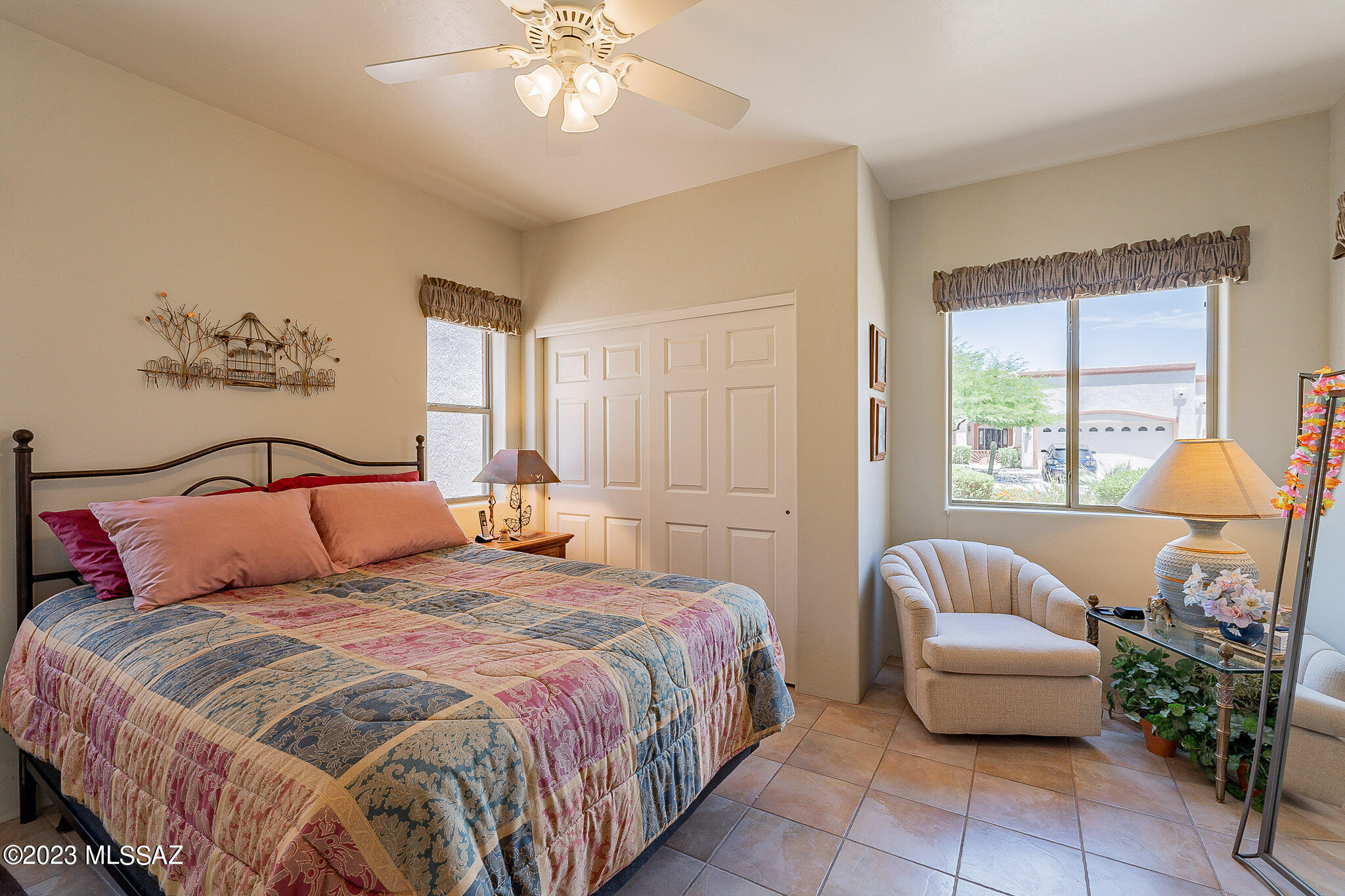 1367 W Dry Wash Place