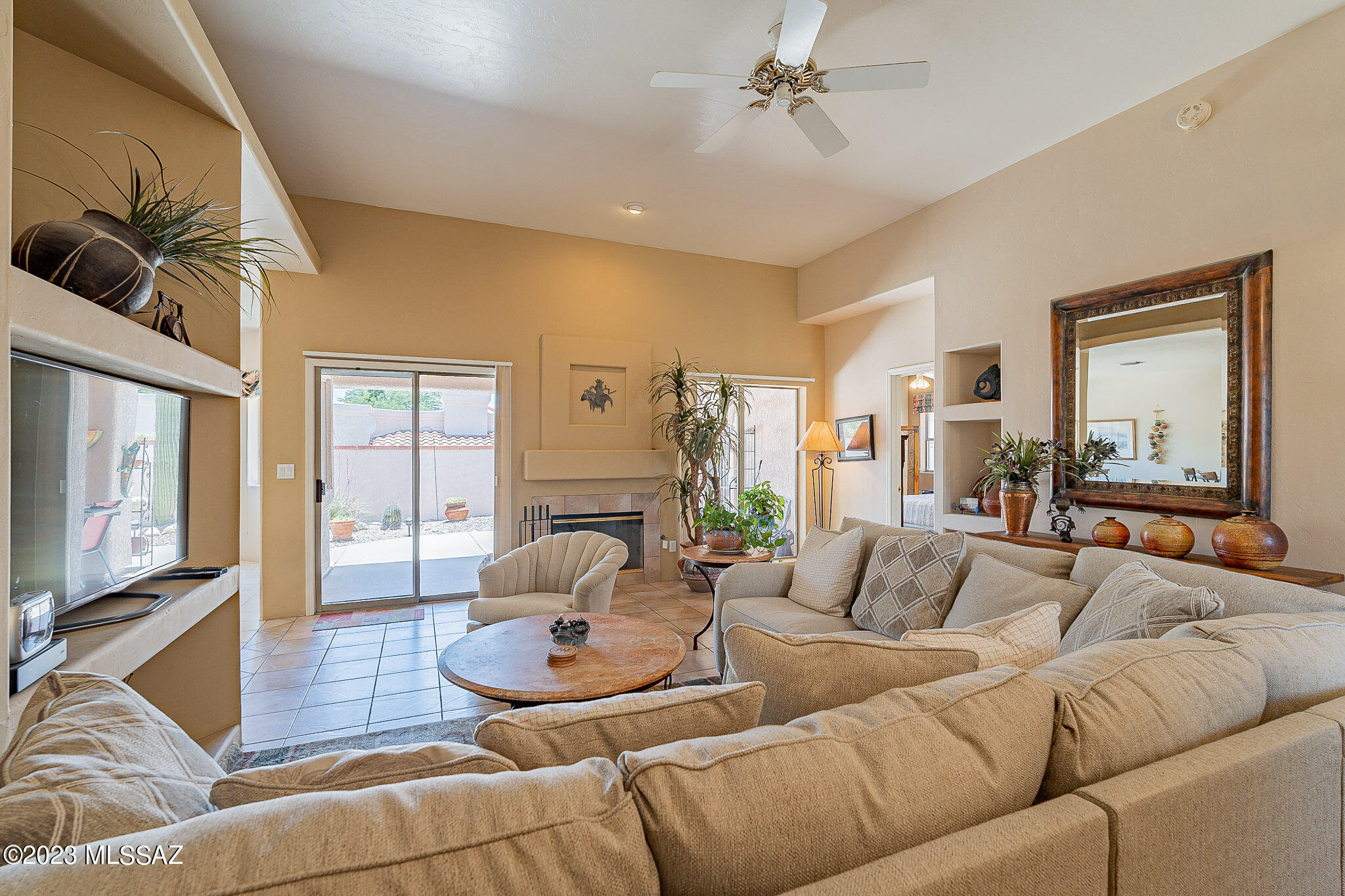 1367 W Dry Wash Place