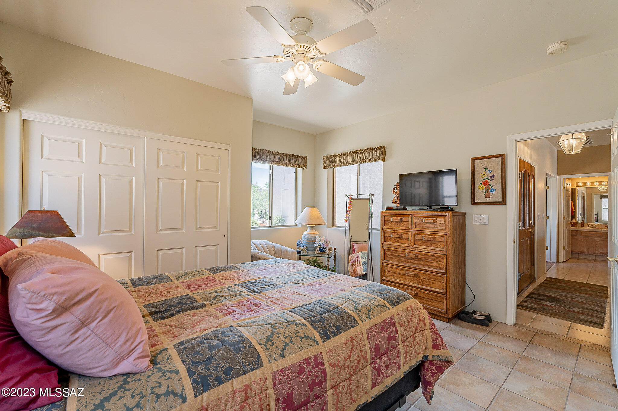 1367 W Dry Wash Place