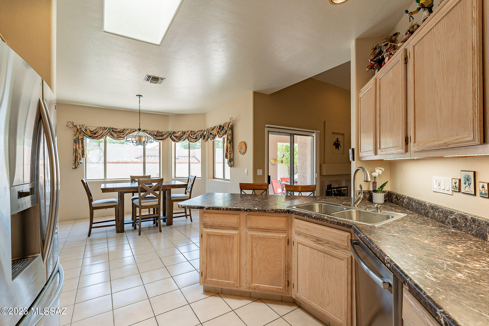 1367 W Dry Wash Place