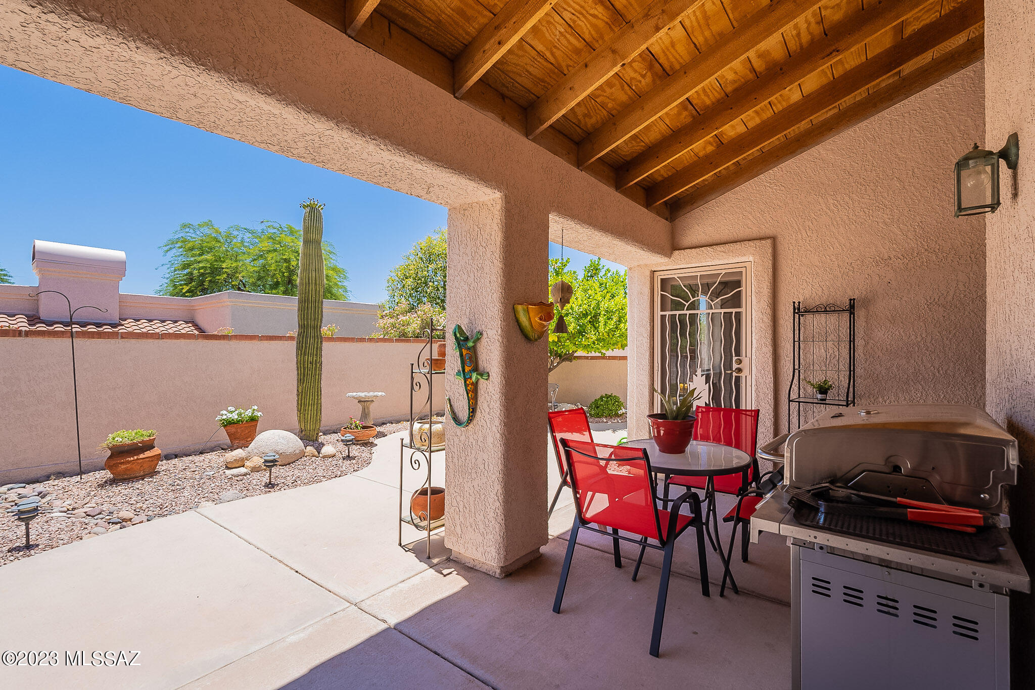 1367 W Dry Wash Place