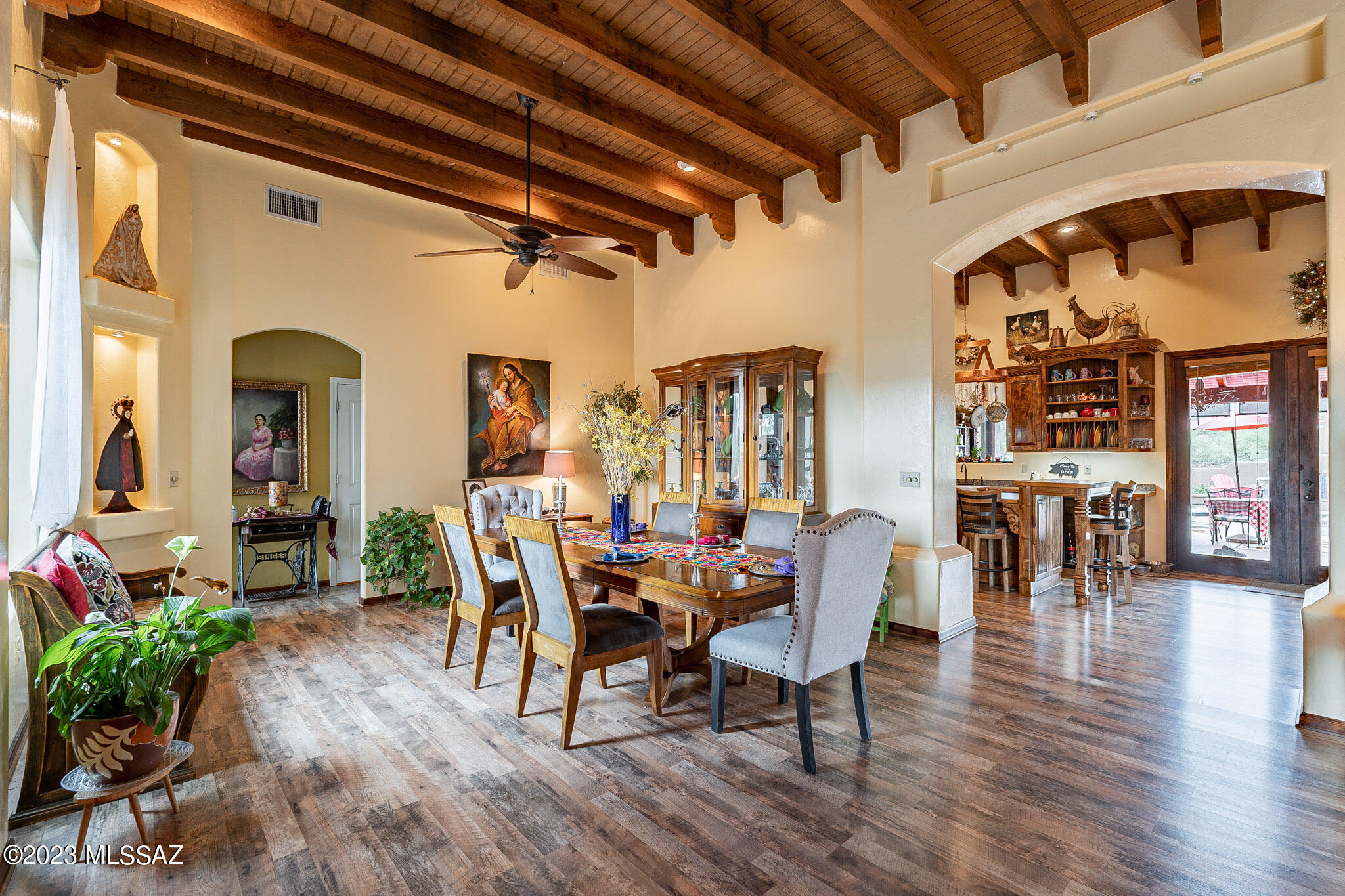 1806 Camino Lebanon